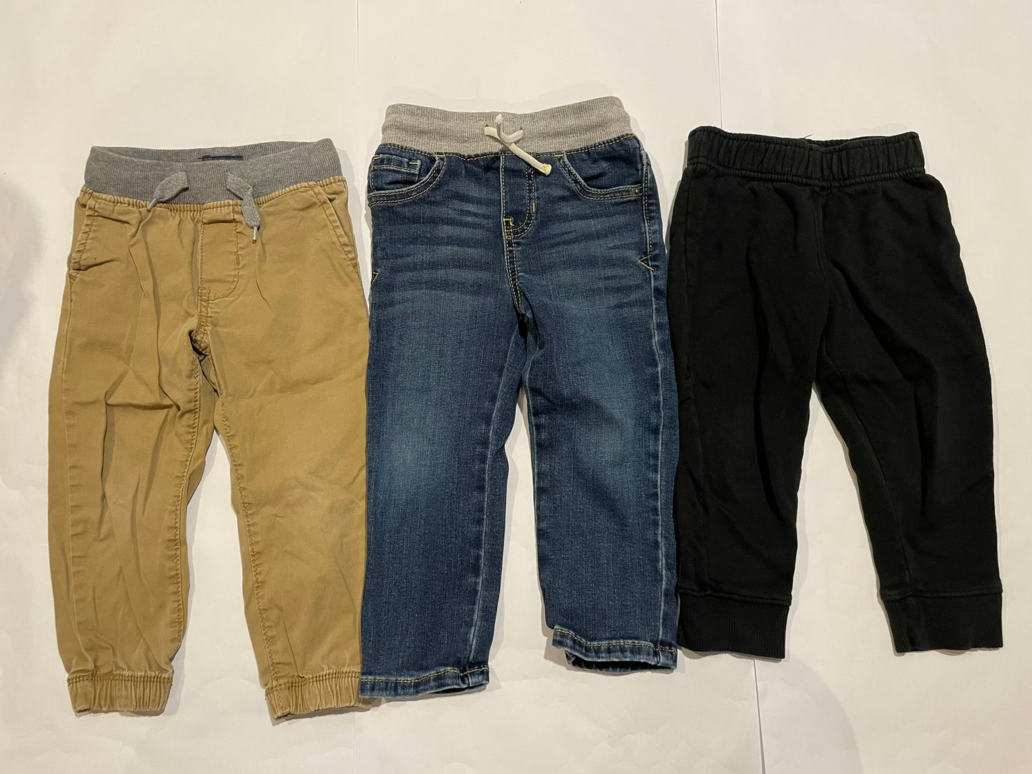 #126 Boys 2T Set 3 Pants (see notes for brands) GUC