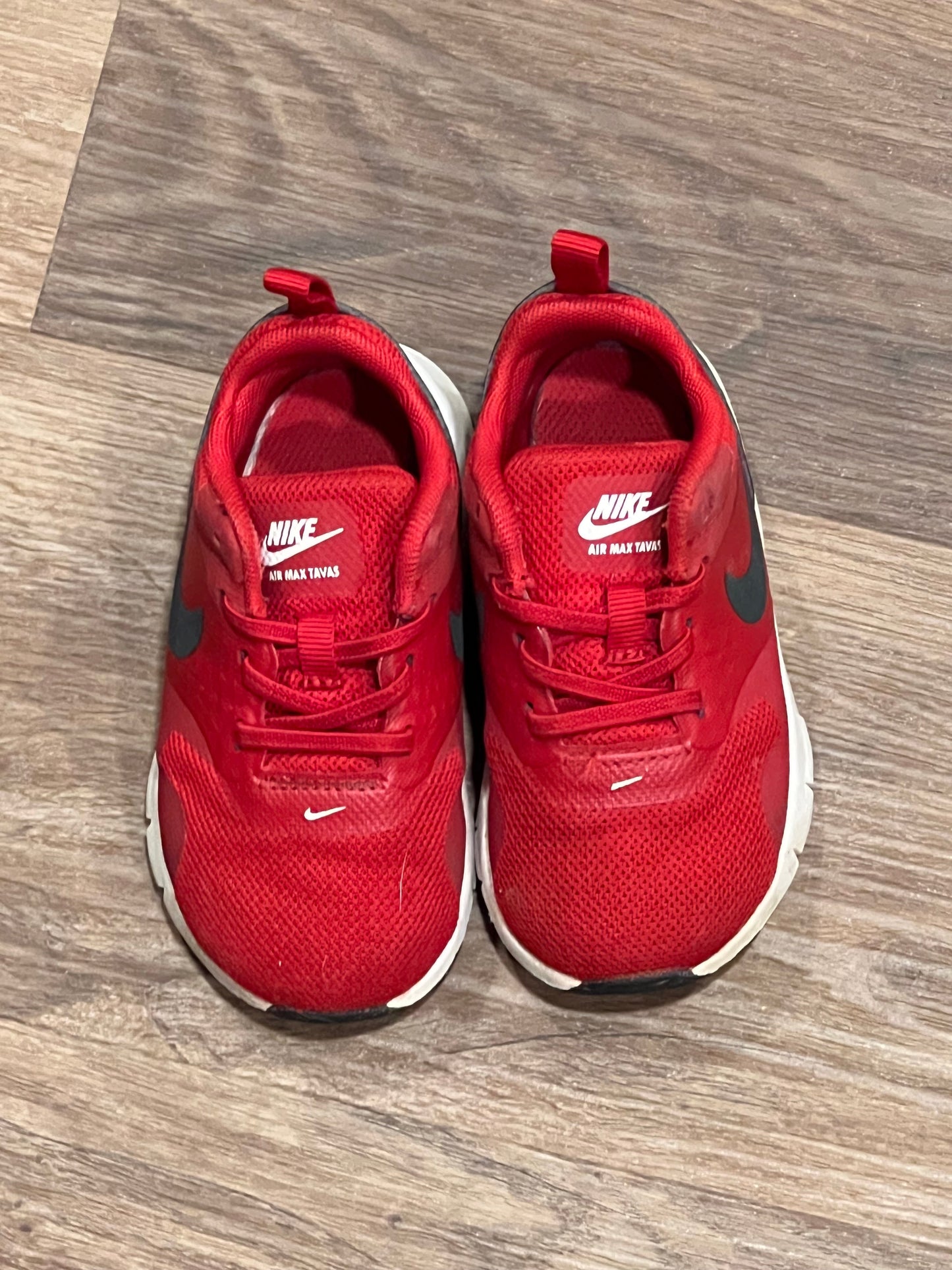 #24 Nike 6c shoes