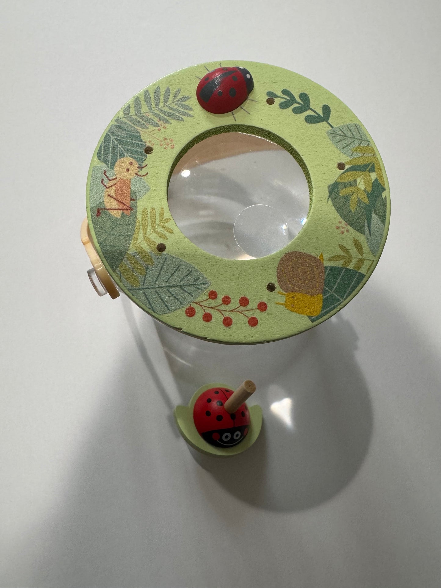 REDUCED #92 NEW toy bug catcher with magnifying lid