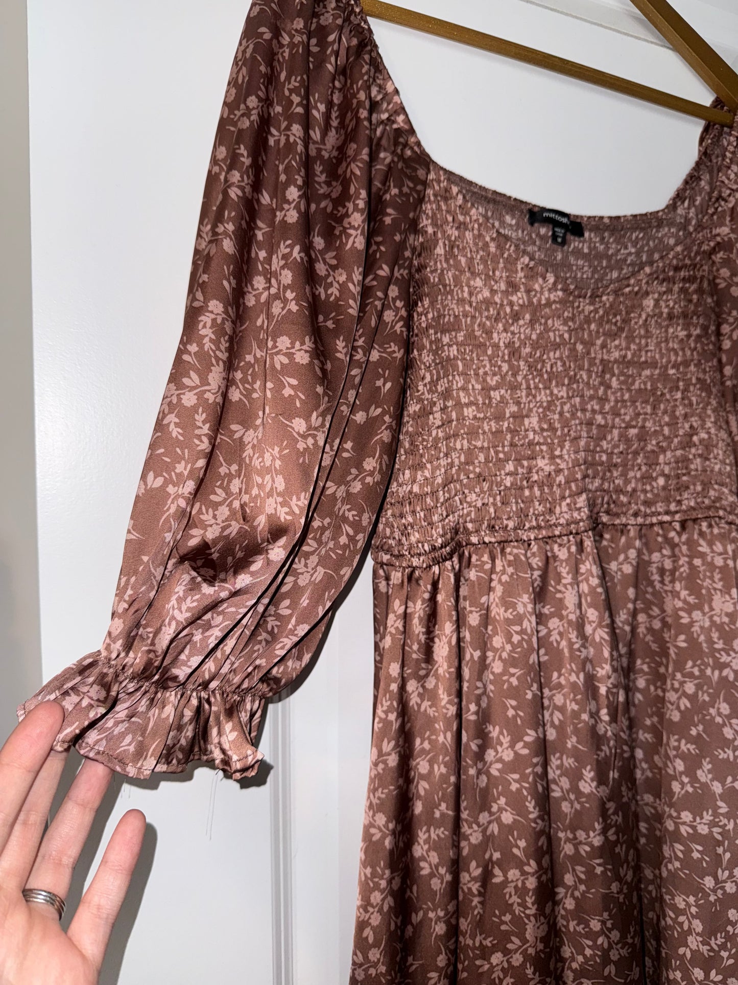 Seller 106: REDUCED Womens M Mittoshop Sink Dress