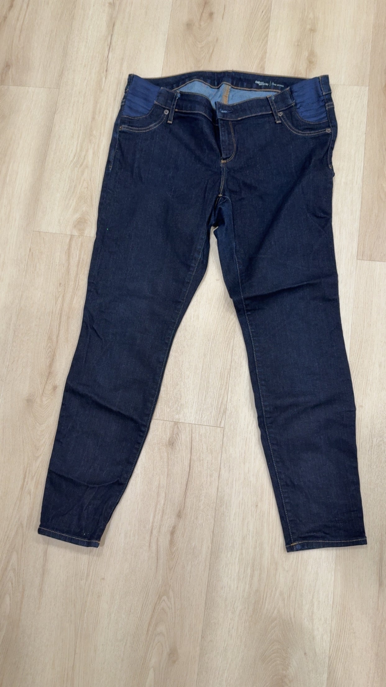 REDUCED! #49 Gap Maternity blue jeans size 12