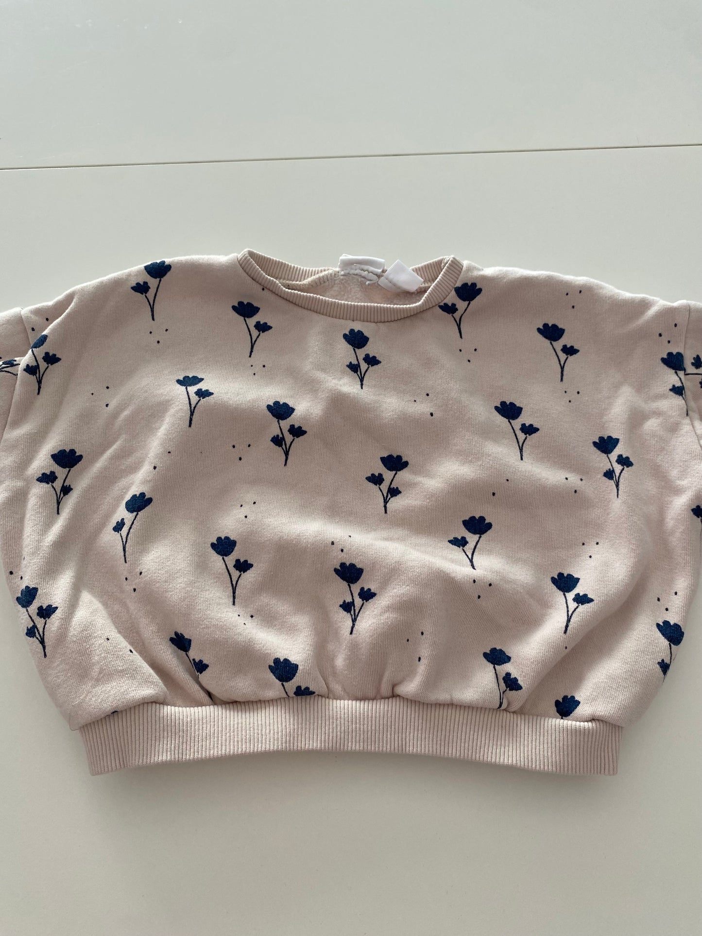 #117-Girls 3T, Zara Tan and Navy Floral Sweatshirt, VGUC