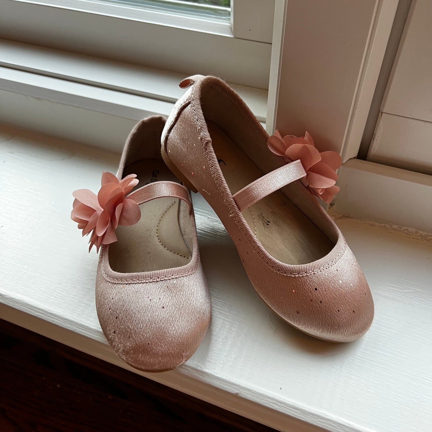 Seller #115 - REDUCED Cat & Jack Toddler Girls Size 9 Pale Pink Satin Ballet Flats with Flower Detail, VGUC