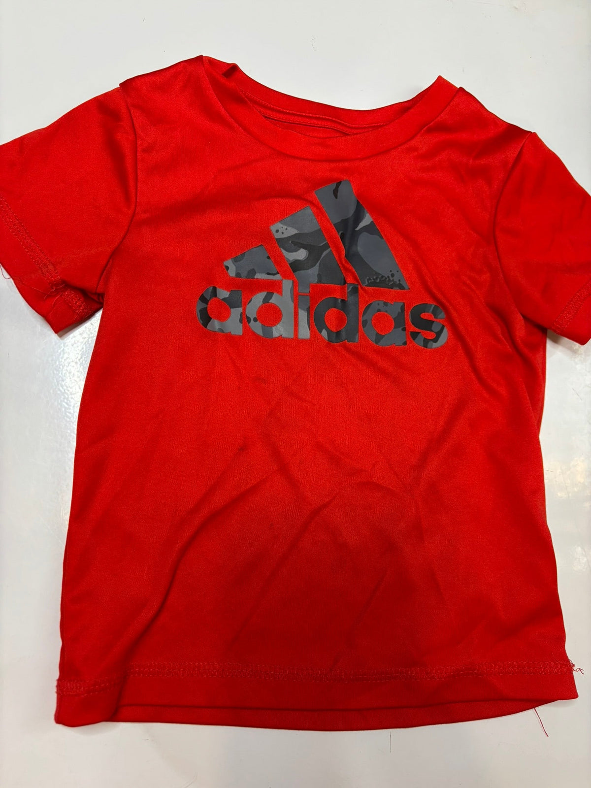 #90: Adidas Toddler T-Shirt – 12 Months