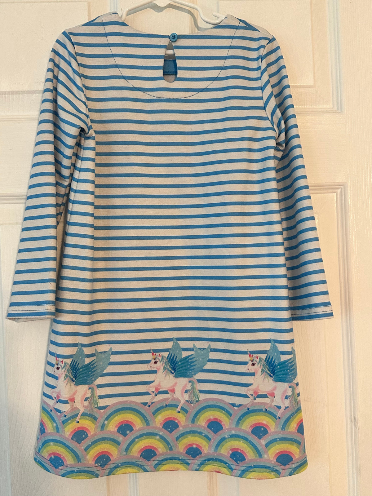 #171 Girl’s Size 5 Quedoris Unicorn Dress