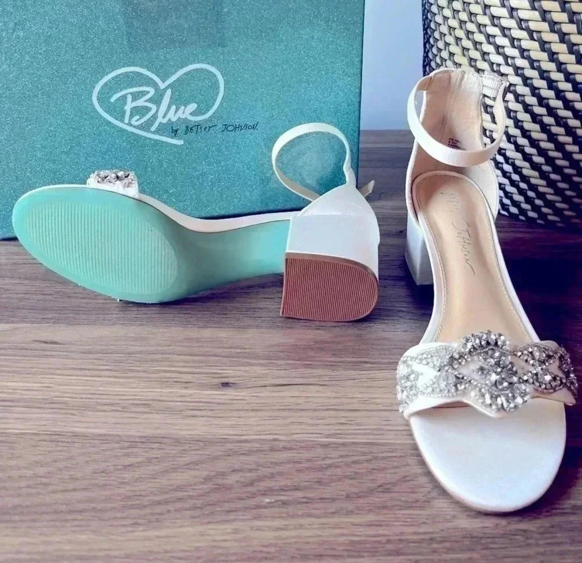 Seller#213 Women’s Size 6.5 Jeweled Heel Mel Sandal by Blue by Betsy Johnson VGUC