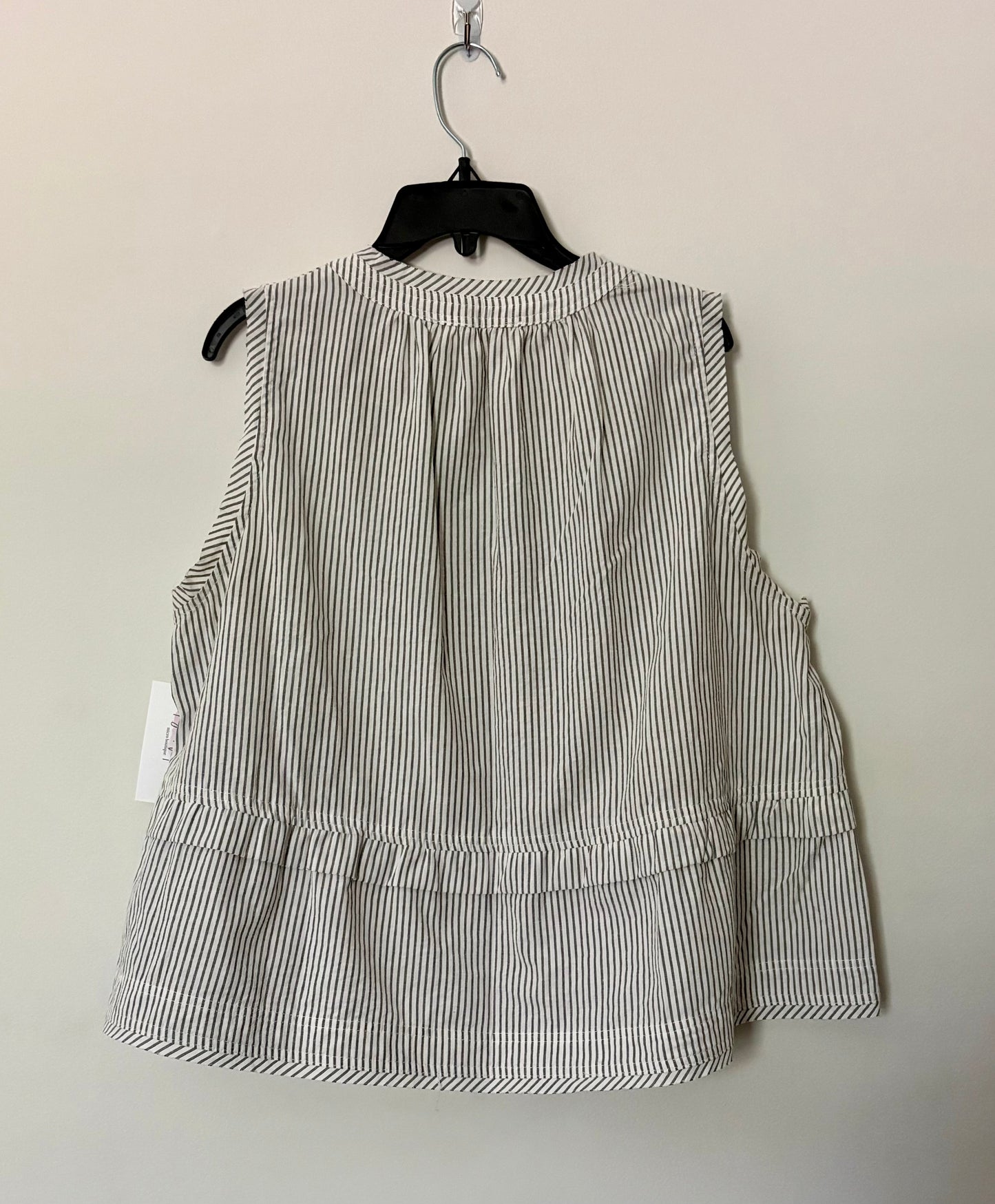 #28 Women’s NEW Pinstripe Sleeveless Top - Size M