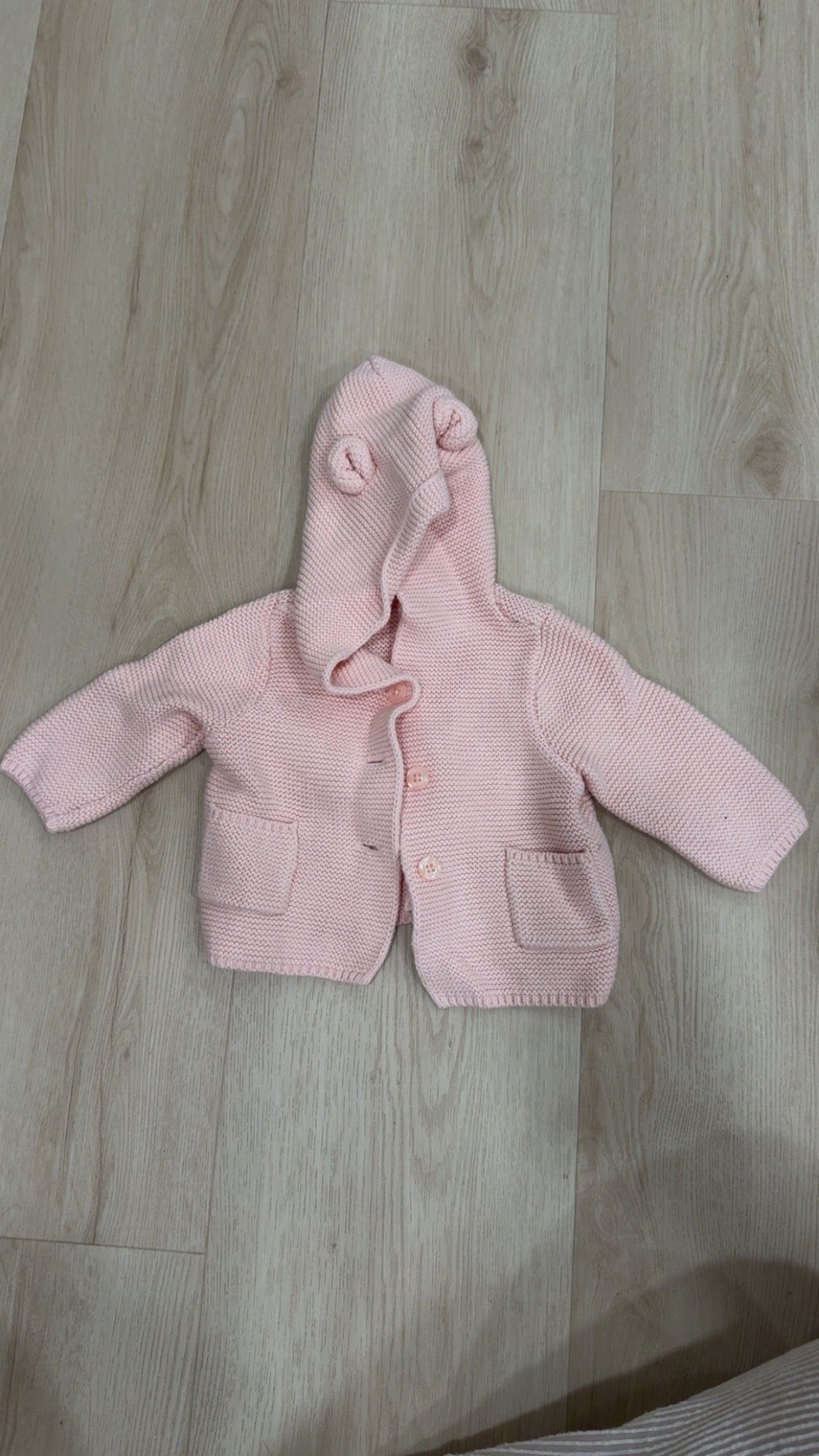 REDUCED! #49 girls Baby Gap pink cardigan 3-6 months EUC