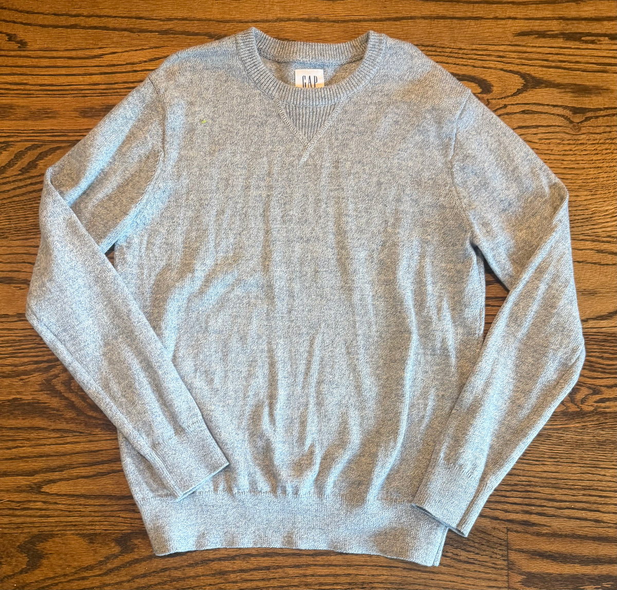 #75 Gap Boys Baby Blue Sweater Size M