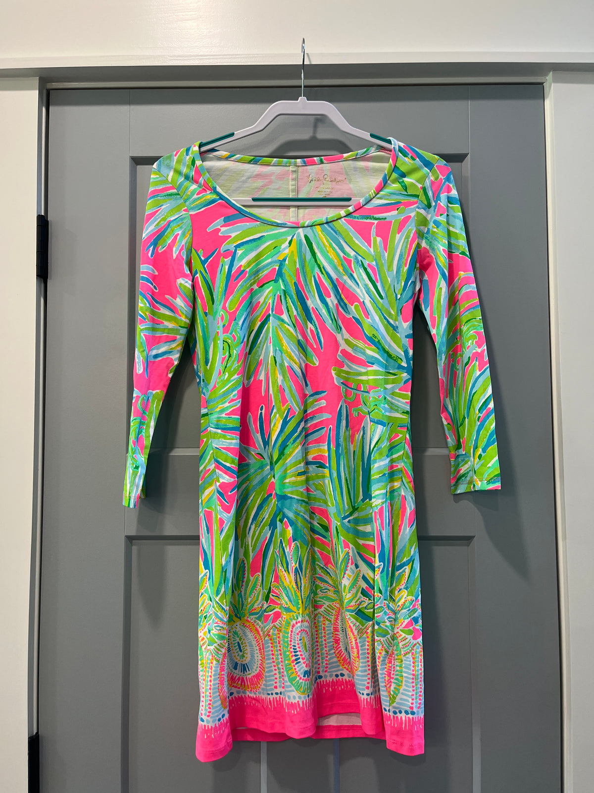 135 lilly Pulitzer bright Pink, BNWOT, size XS dress