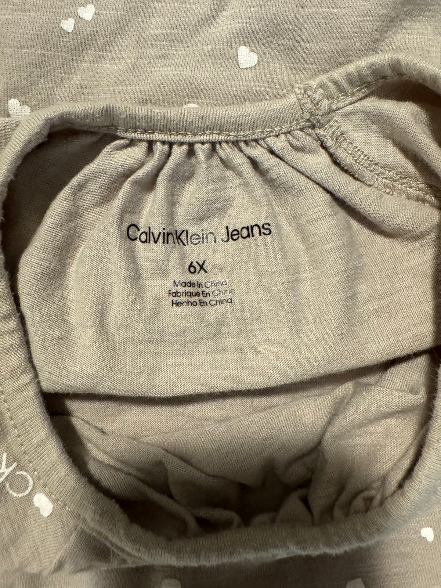 #53 girl Calvin Klein set size 6x