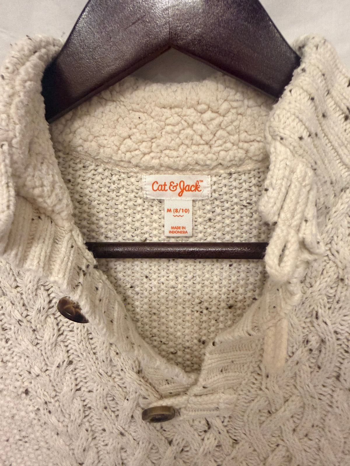 #143 Cat & Jack fisherman sweater cable-knit button closure boys oatmeal size medium (M 8/10)