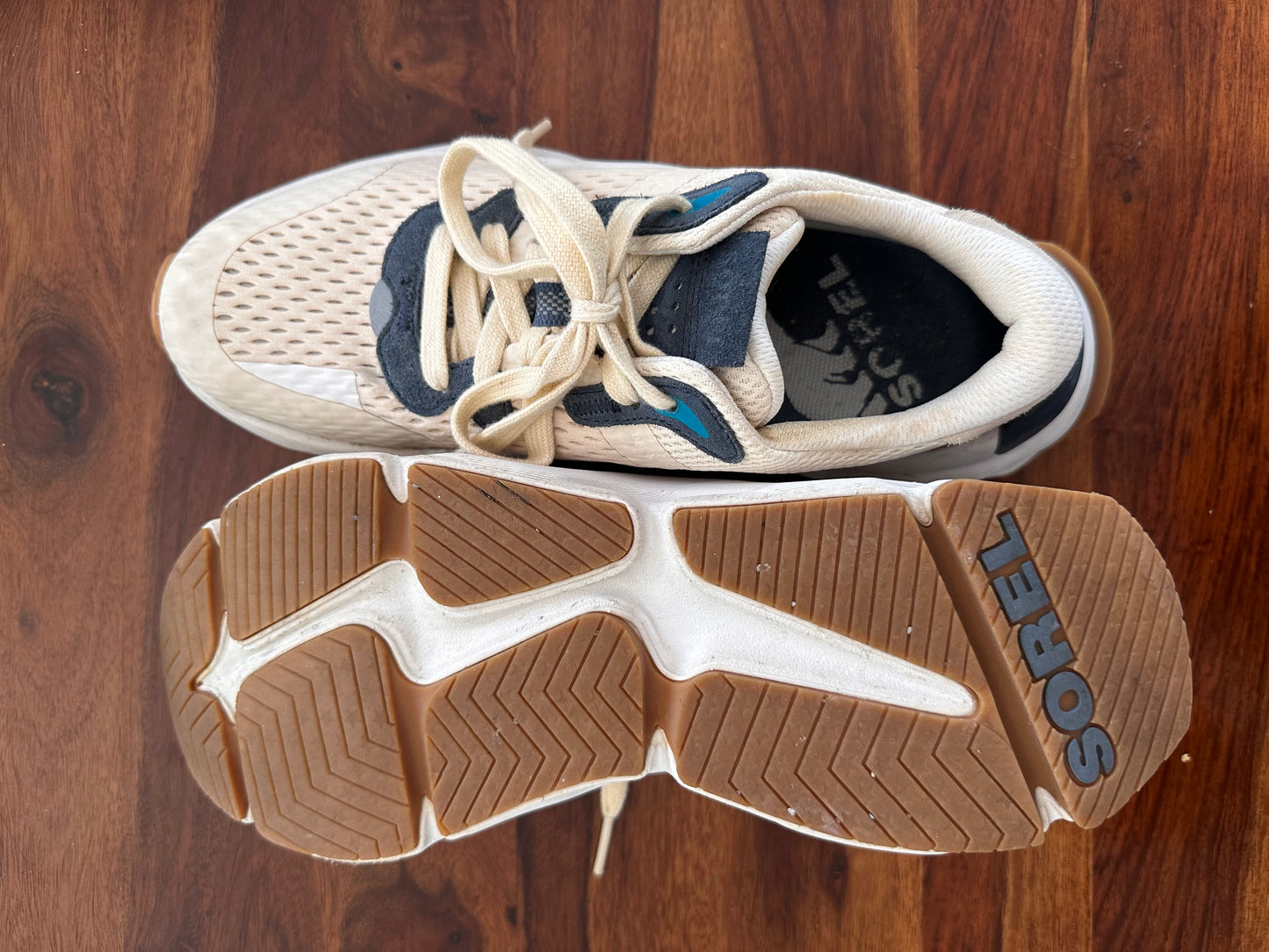 #30 sz 8.5 Sorel Chunky Sneakers, GUC