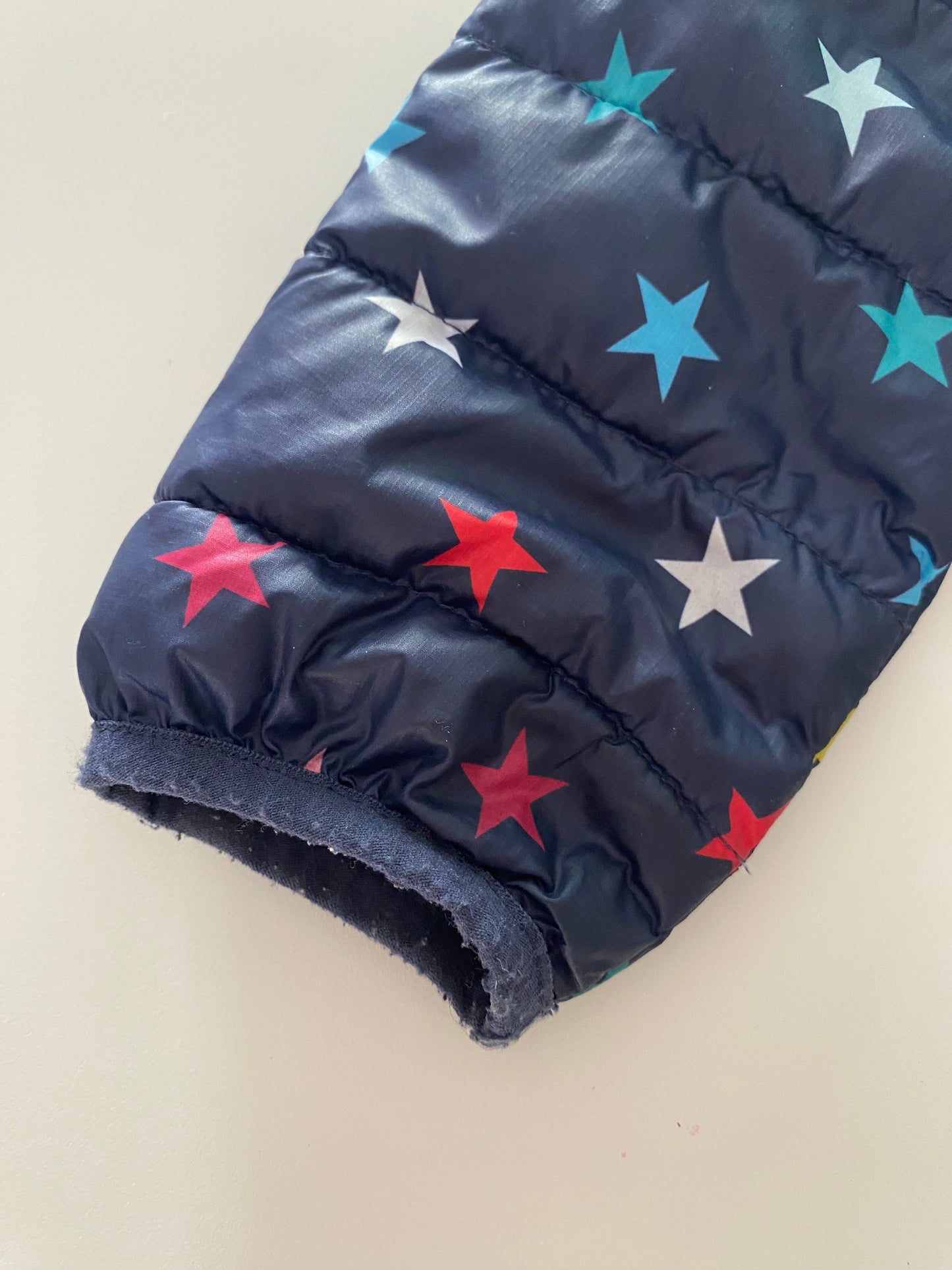 #117-Girls 3T, Primary Navy Star Lightweight Puffer Jacket, VGUC