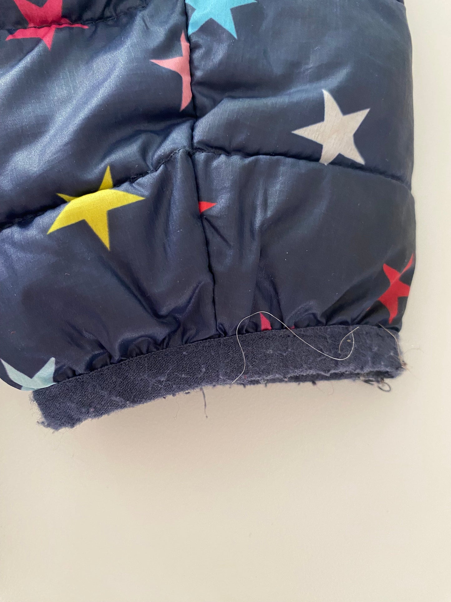 #117-Girls 3T, Primary Navy Star Lightweight Puffer Jacket, VGUC