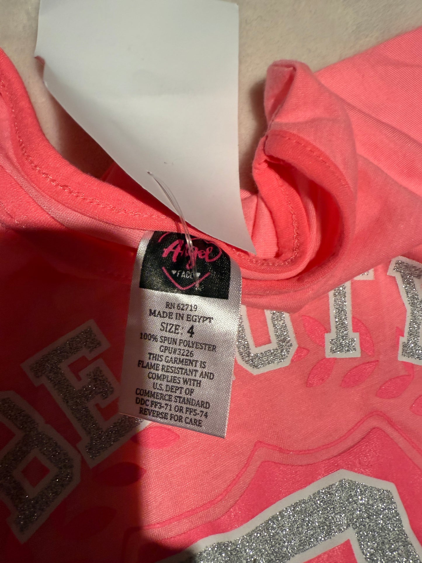 136 EUC sleeping gown 4t