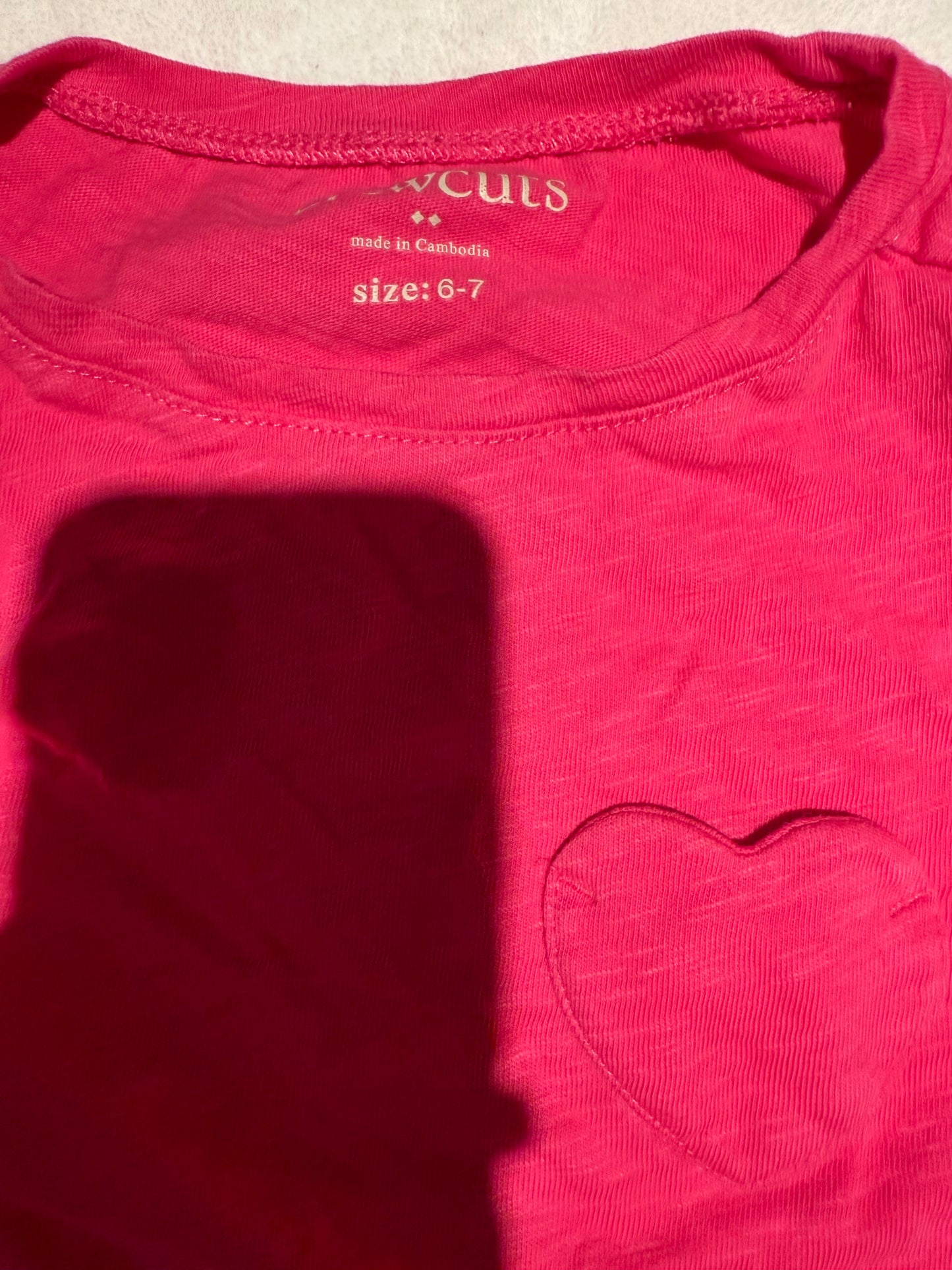 136 EUC Crewcuts pink shirt with heart pocket 6/7