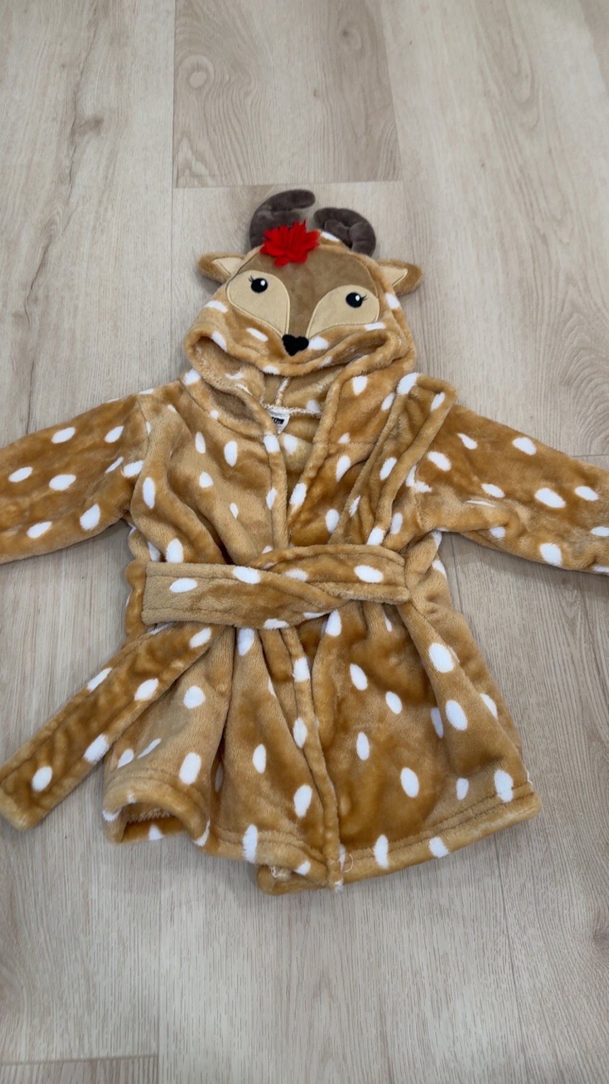 REDUCED! #49 girls reindeer robe 0-9 months VGUC