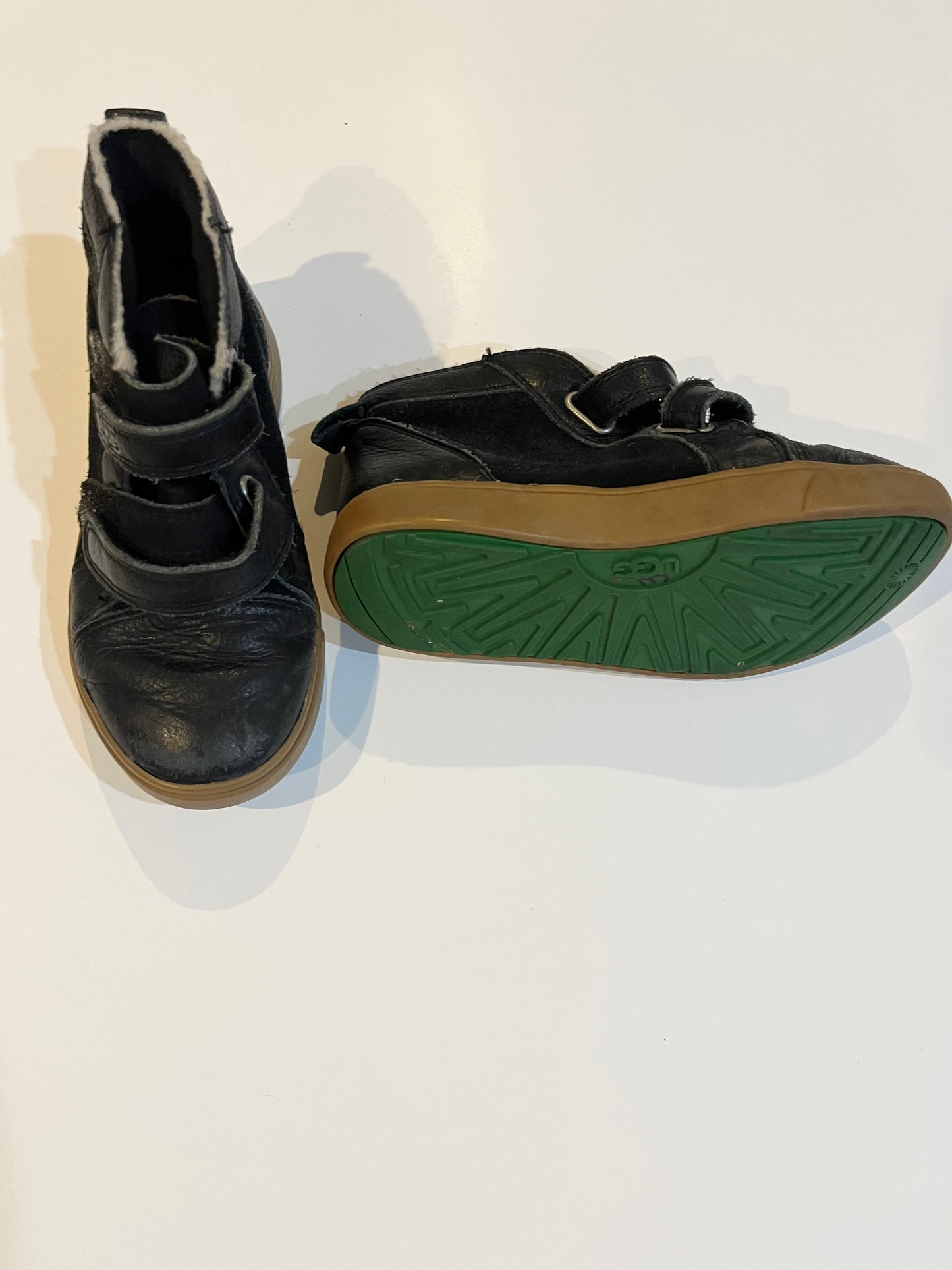 #67 Black Ugg Leather boots 12