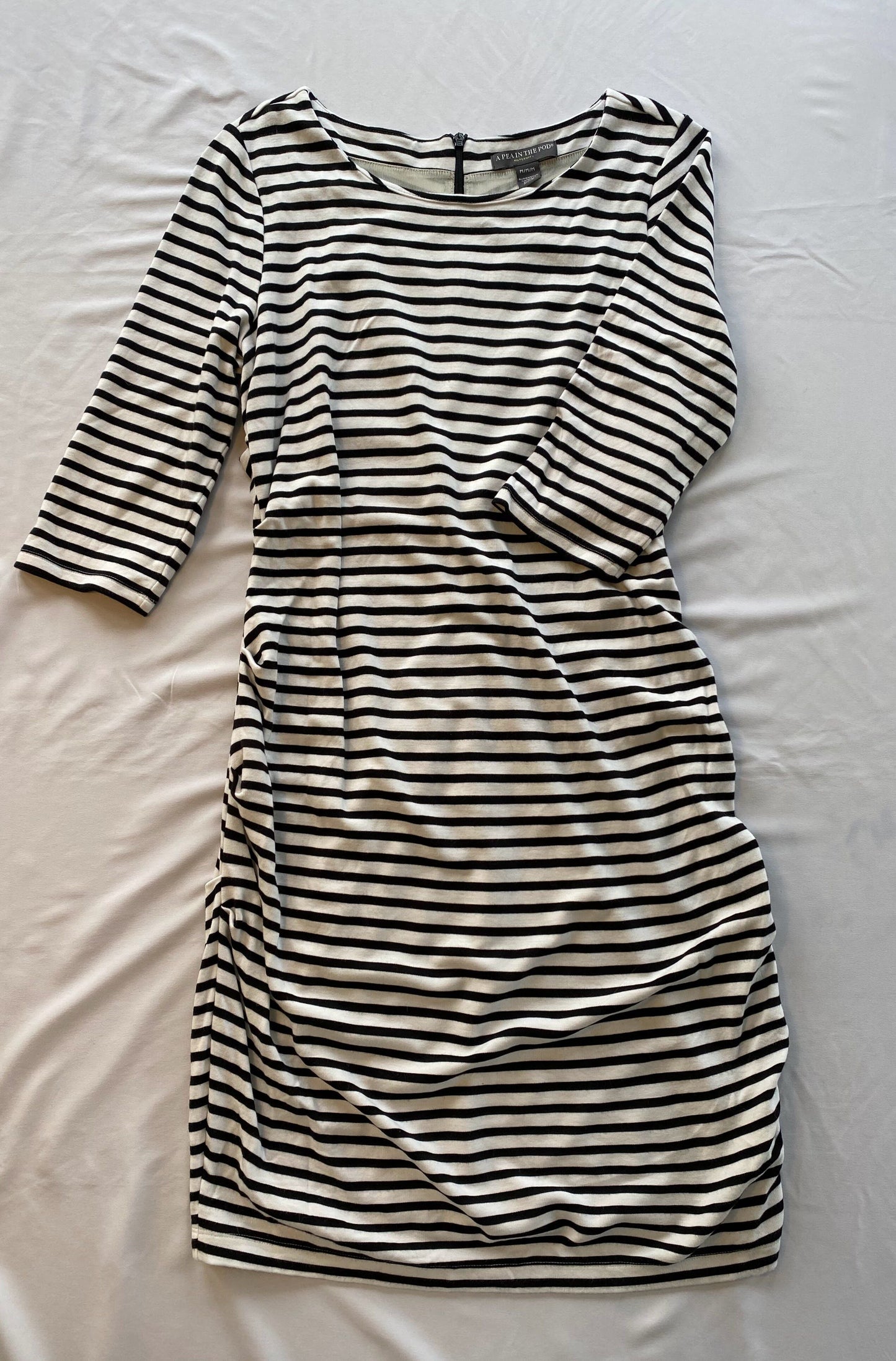 #113 A Pea In The Pod Maternity Dress M *reduced*