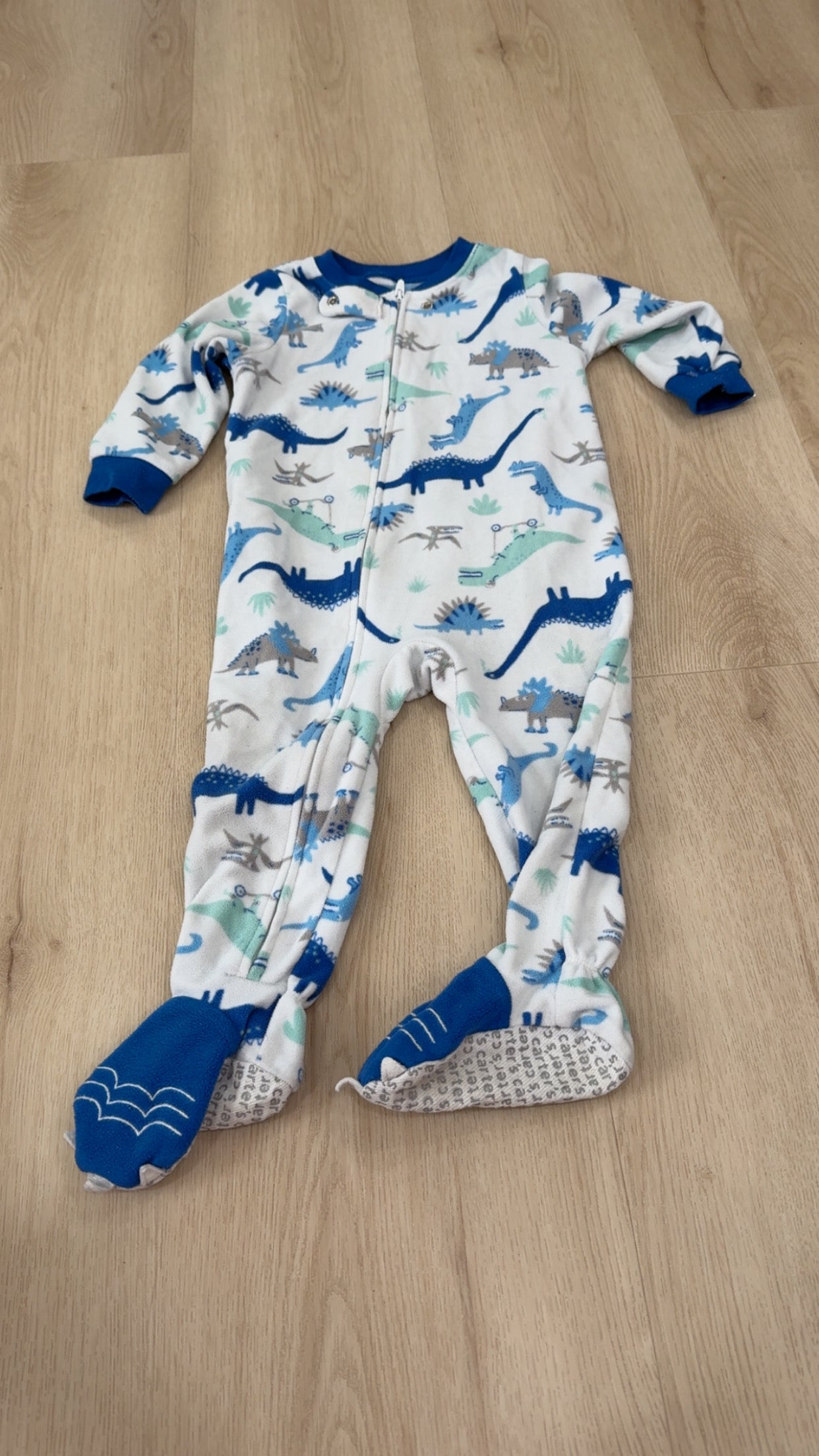 REDUCED! #49 boys Carters white dino onesie pjs 18 months GUC
