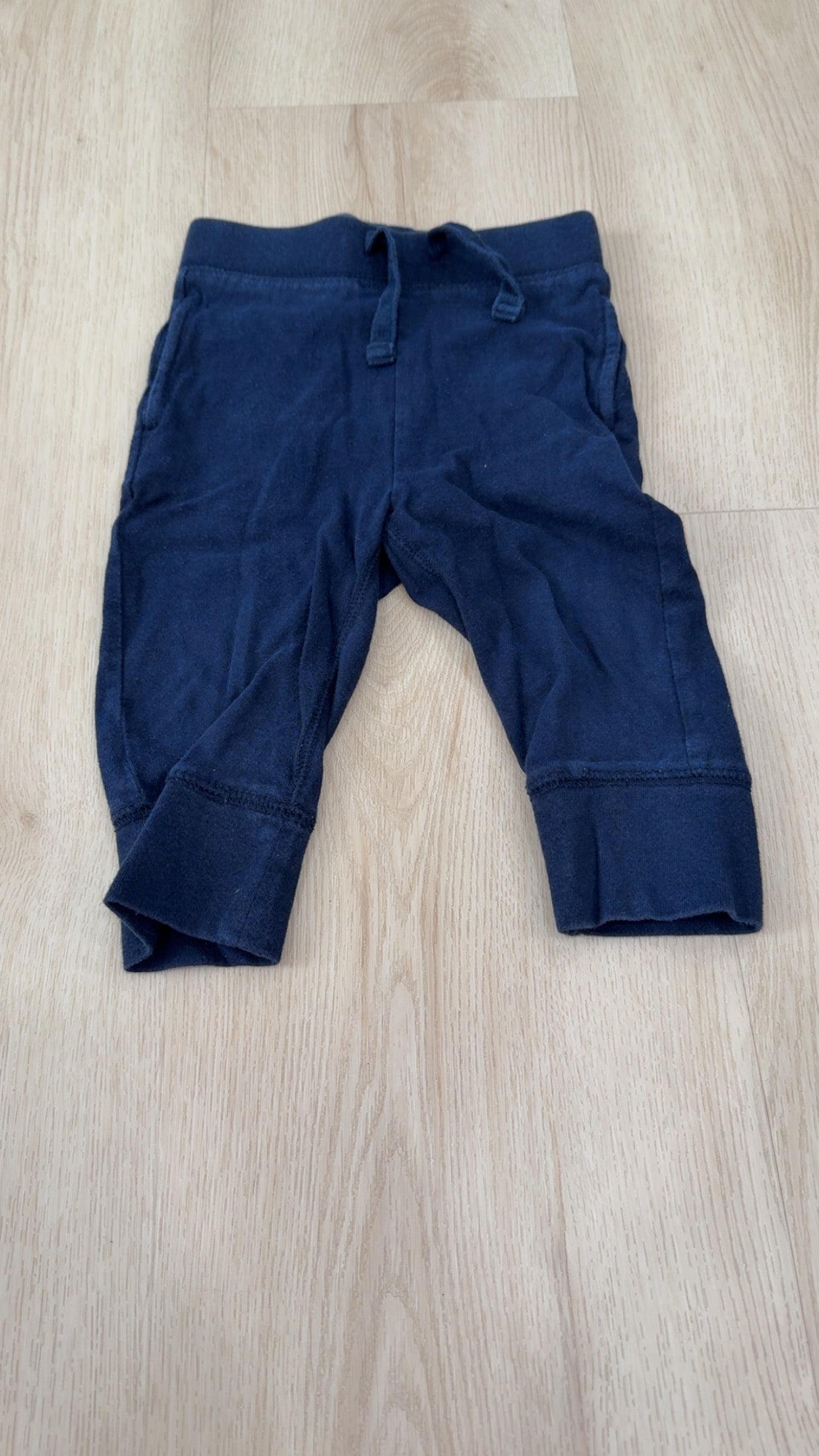 REDUCED! #49 boys baby Gap navy pants 12-18 months GUC