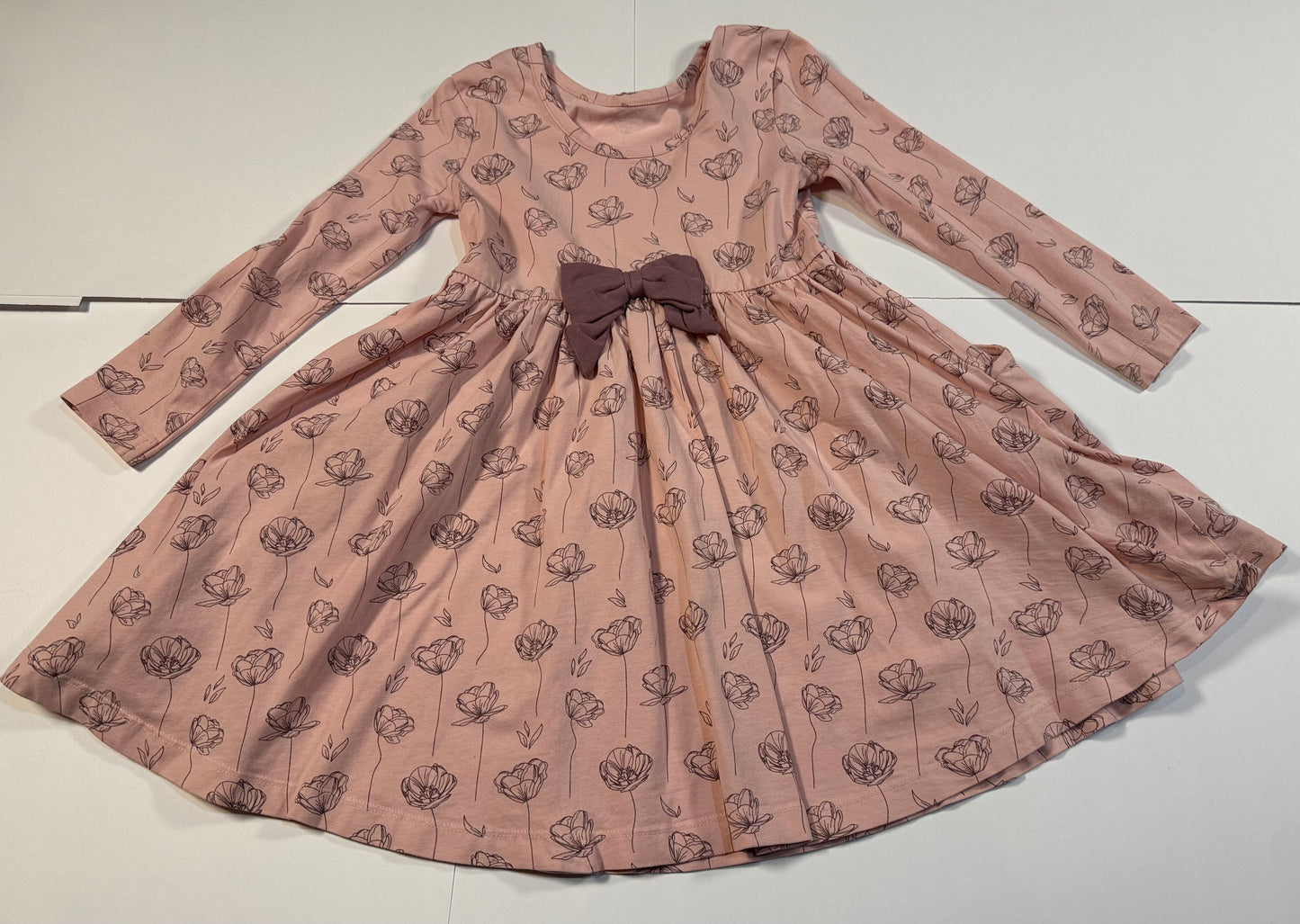 #180 Girls 5 Ruffle Butts Pink Floral Dress with Cute Bow on Back and Pockets
