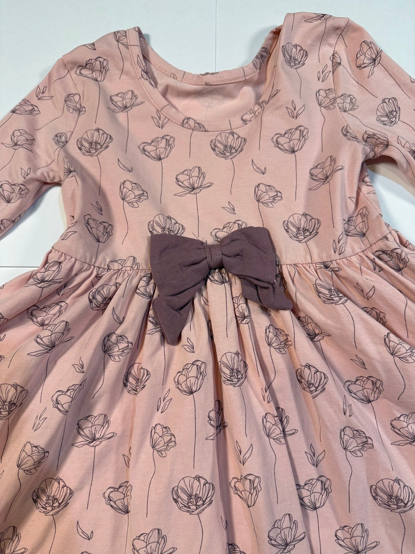 #180 Girls 5 Ruffle Butts Pink Floral Dress with Cute Bow on Back and Pockets