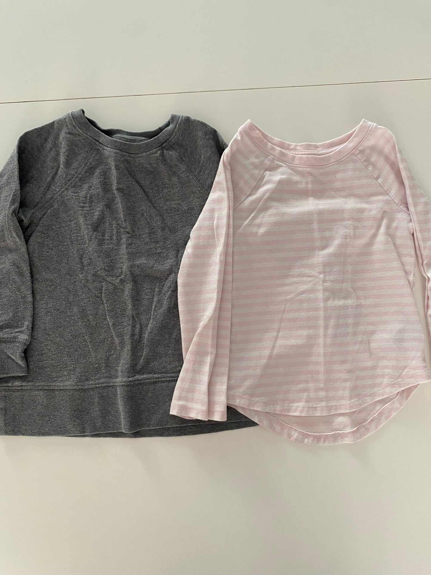 #117-Girls 3T, Cat&Jack pink/white stripe & Primary gray shirt bundle, GUC