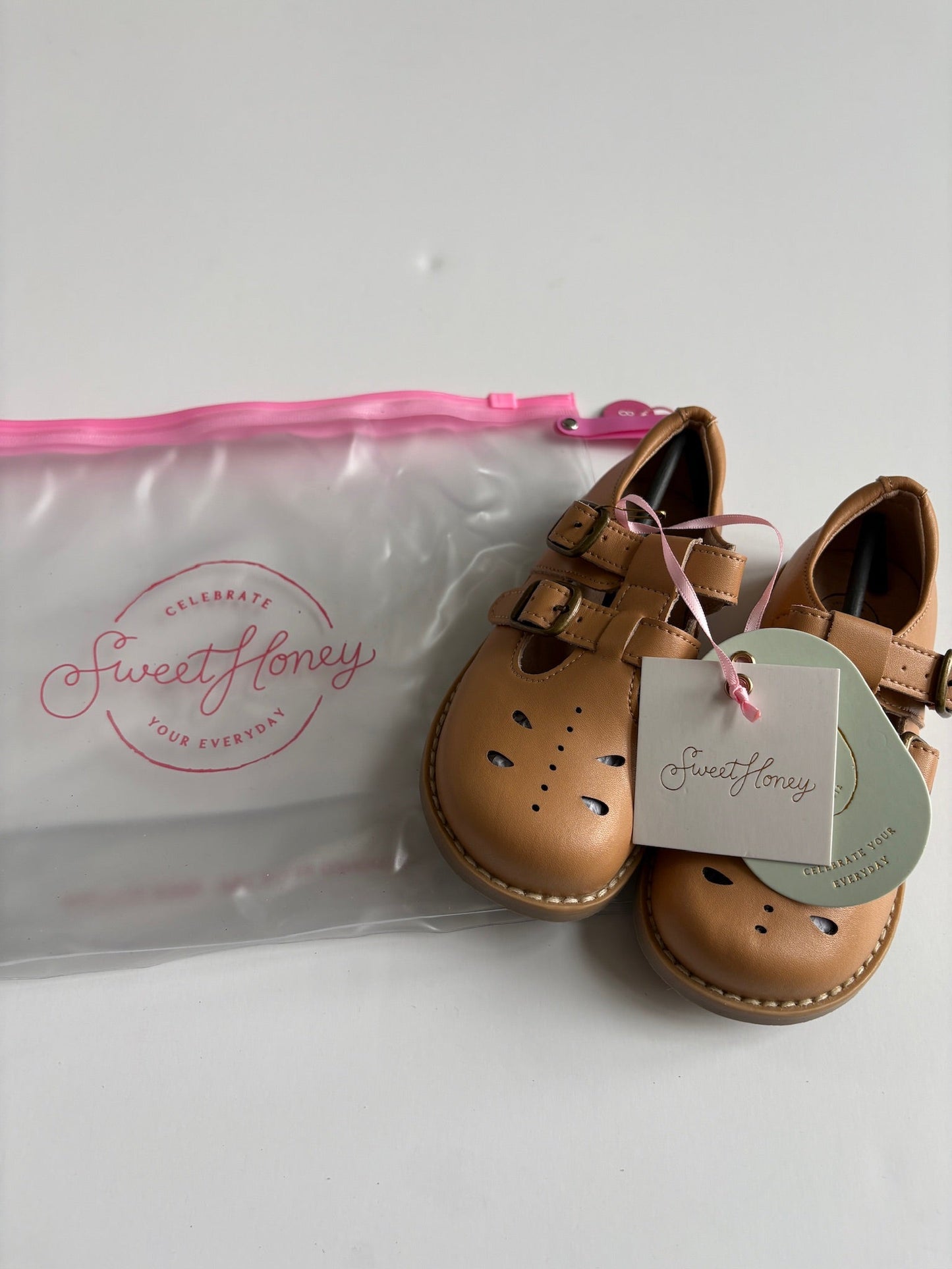 Seller #105 - Size 8c Girls Sweet Honey Tan/Brown Double Buckle Mary Janes NWT