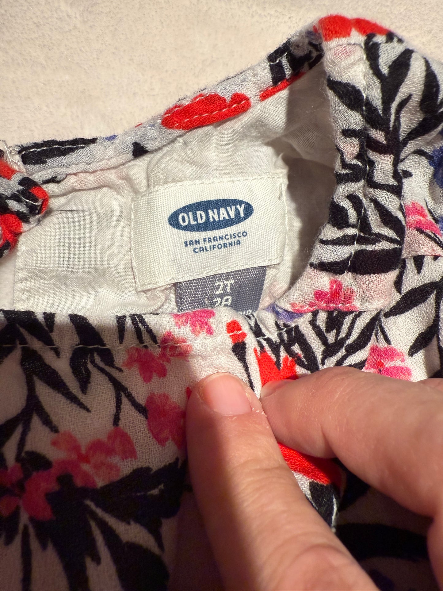 136 EUC old navy 2t dress