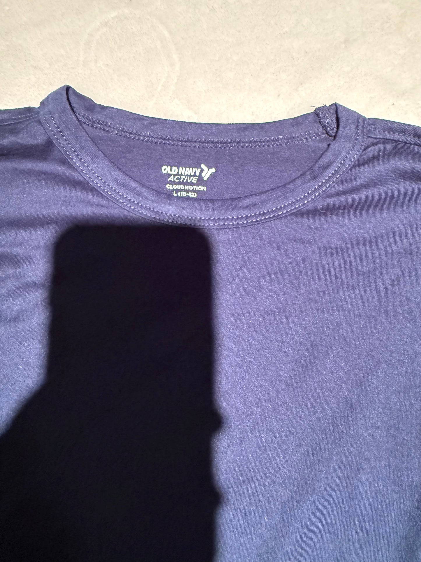 136 EUC old navy boys drifit long sleeve navy large