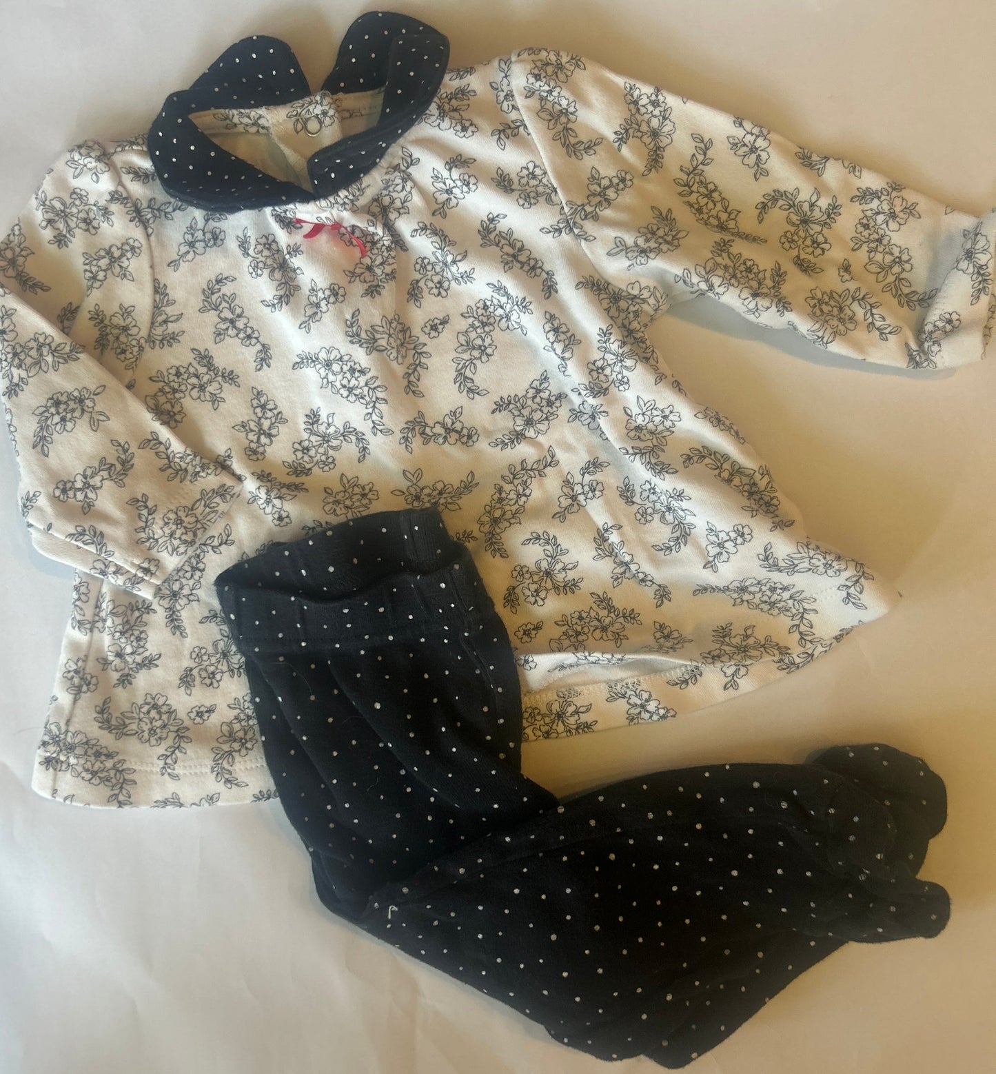 Seller # 35 6 month girls 2piece set Reduced!