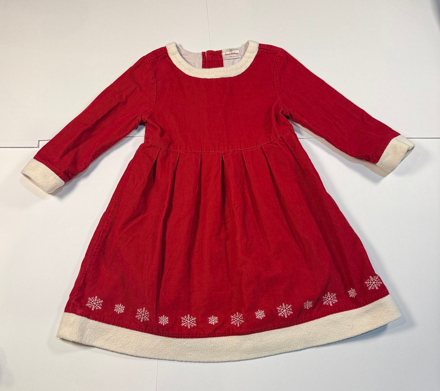 #180 Girls 110 (5) Hanna Andersson Red Corduroy Dress with Snowflakes and Fleece Cuffs