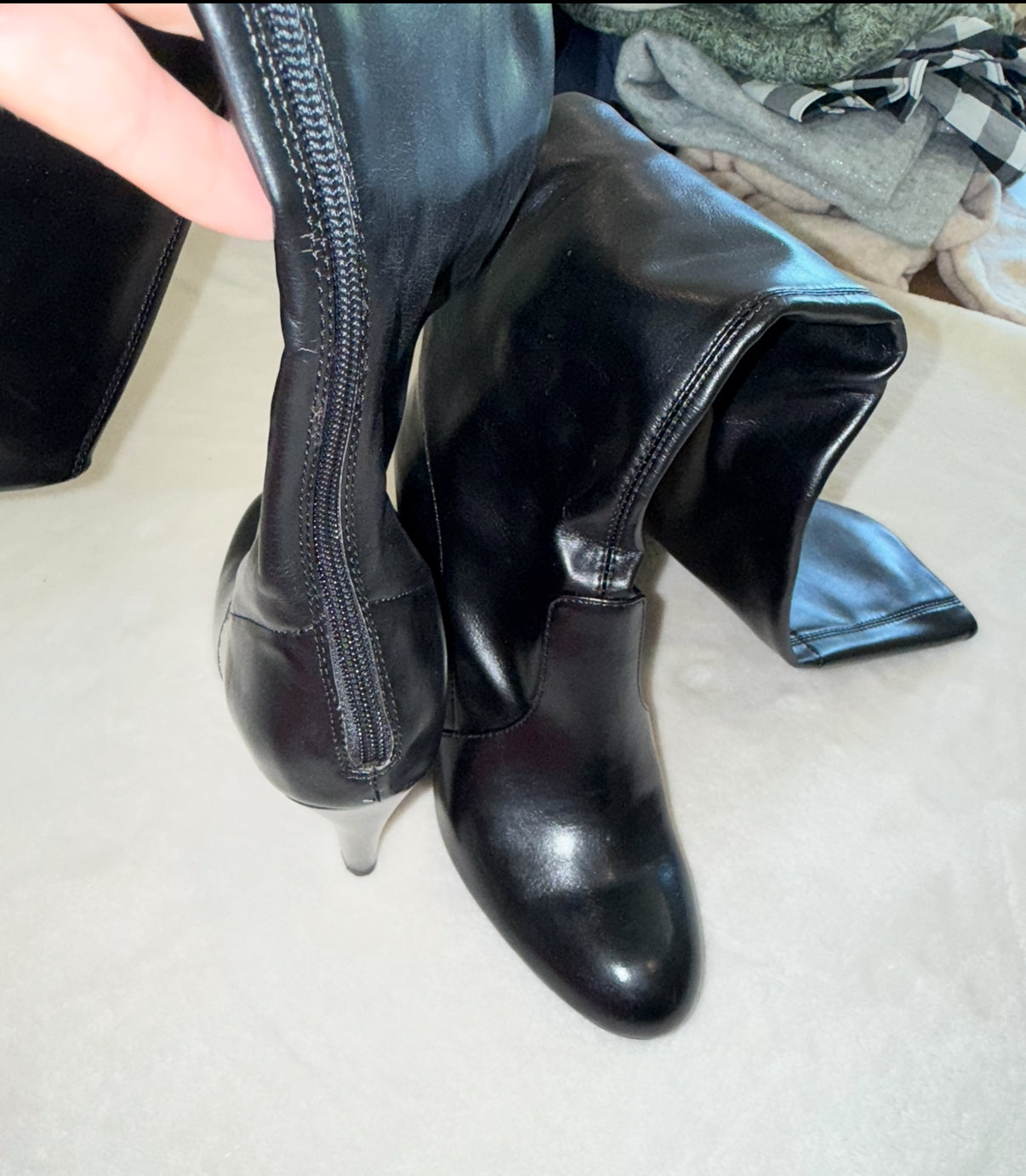 #46 Women’s 8.5 shoes Franco Sarto boots euc