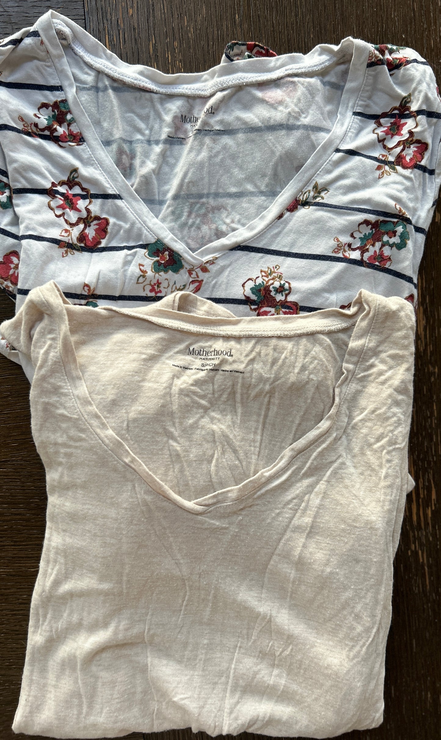 Seller #35 long sleeve maternity shirts small