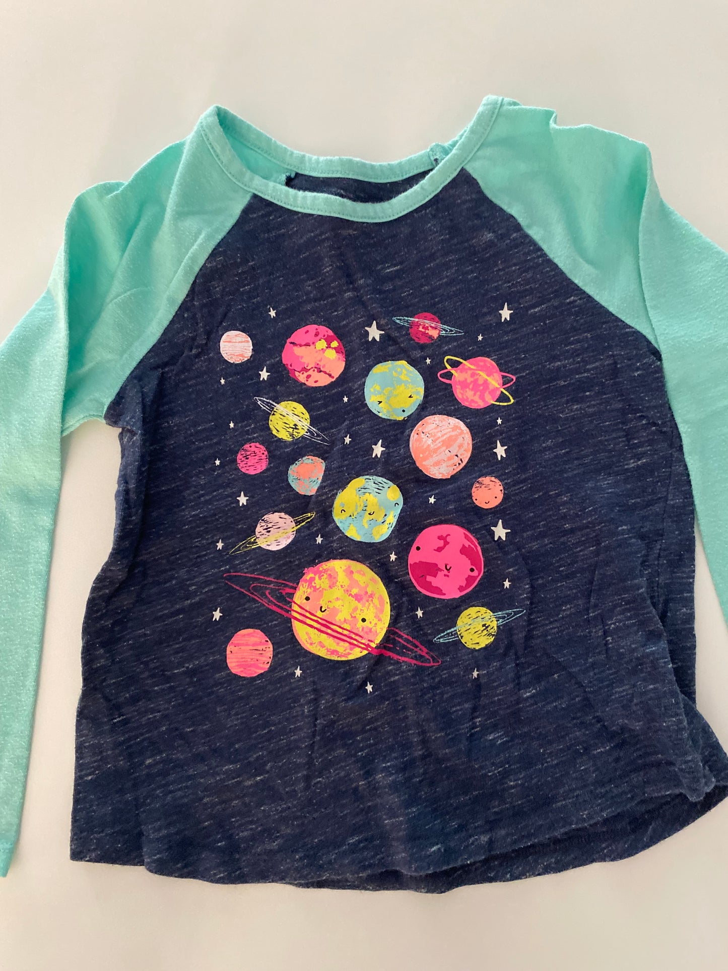 #117-Girls 4T, Jumping Beans Gabby’s Dollhouse Shirt & Cat& Jack Planets Shirt, GUC