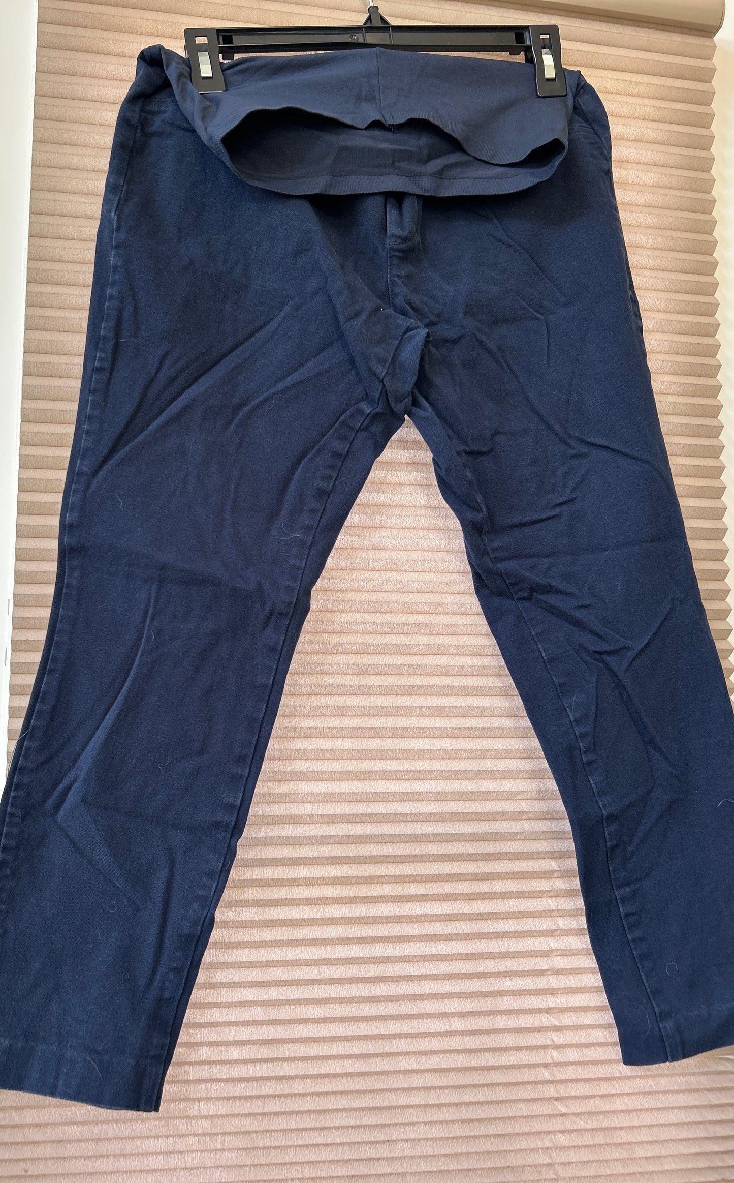 Seller # 35 old navy maternity pants small