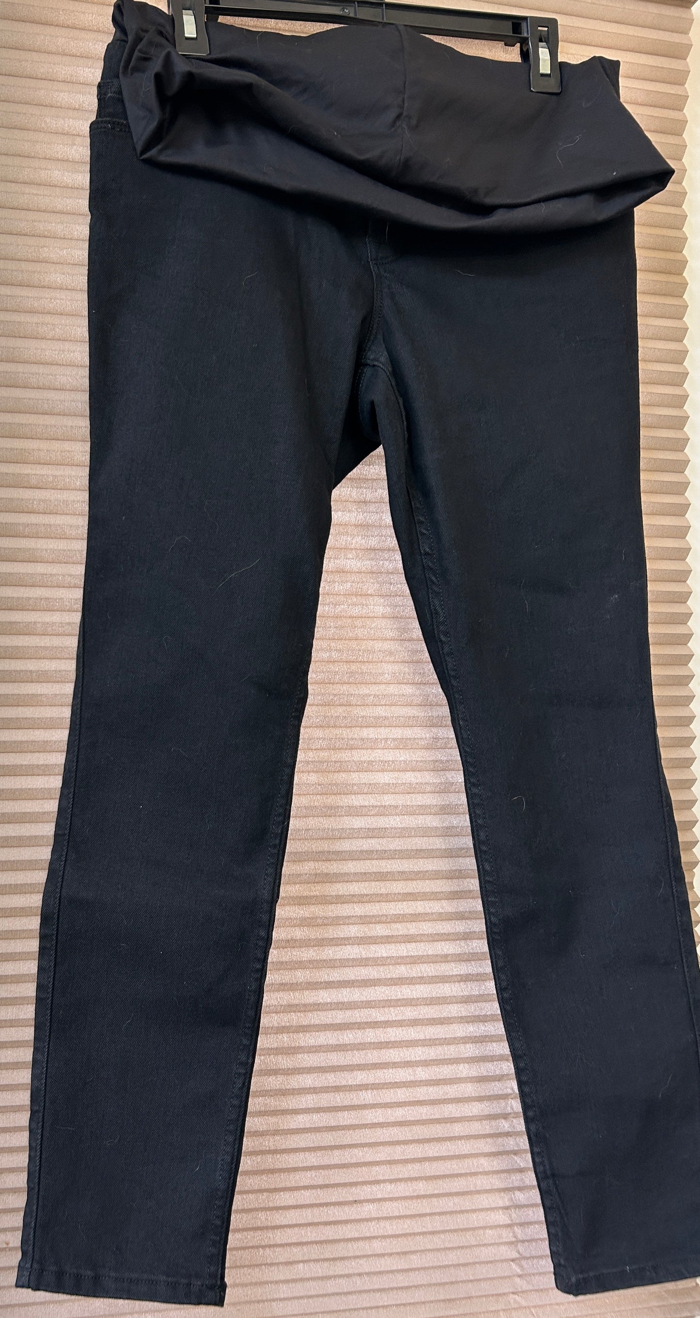 Seller # 35 maternity jeans medium
