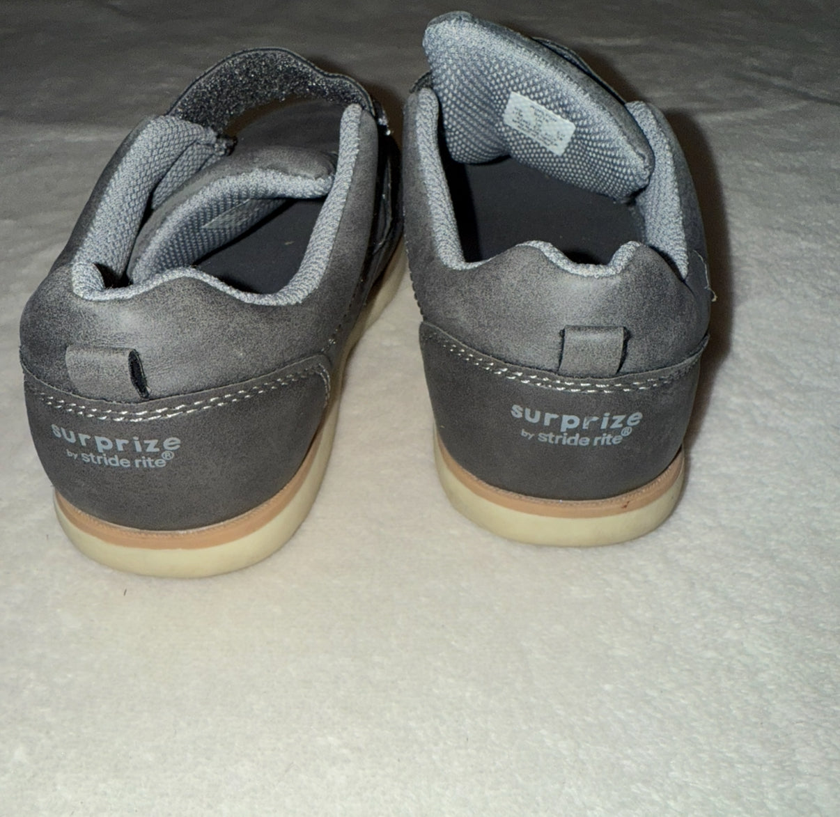 #46 Boys shoes size 11 stride rite guc