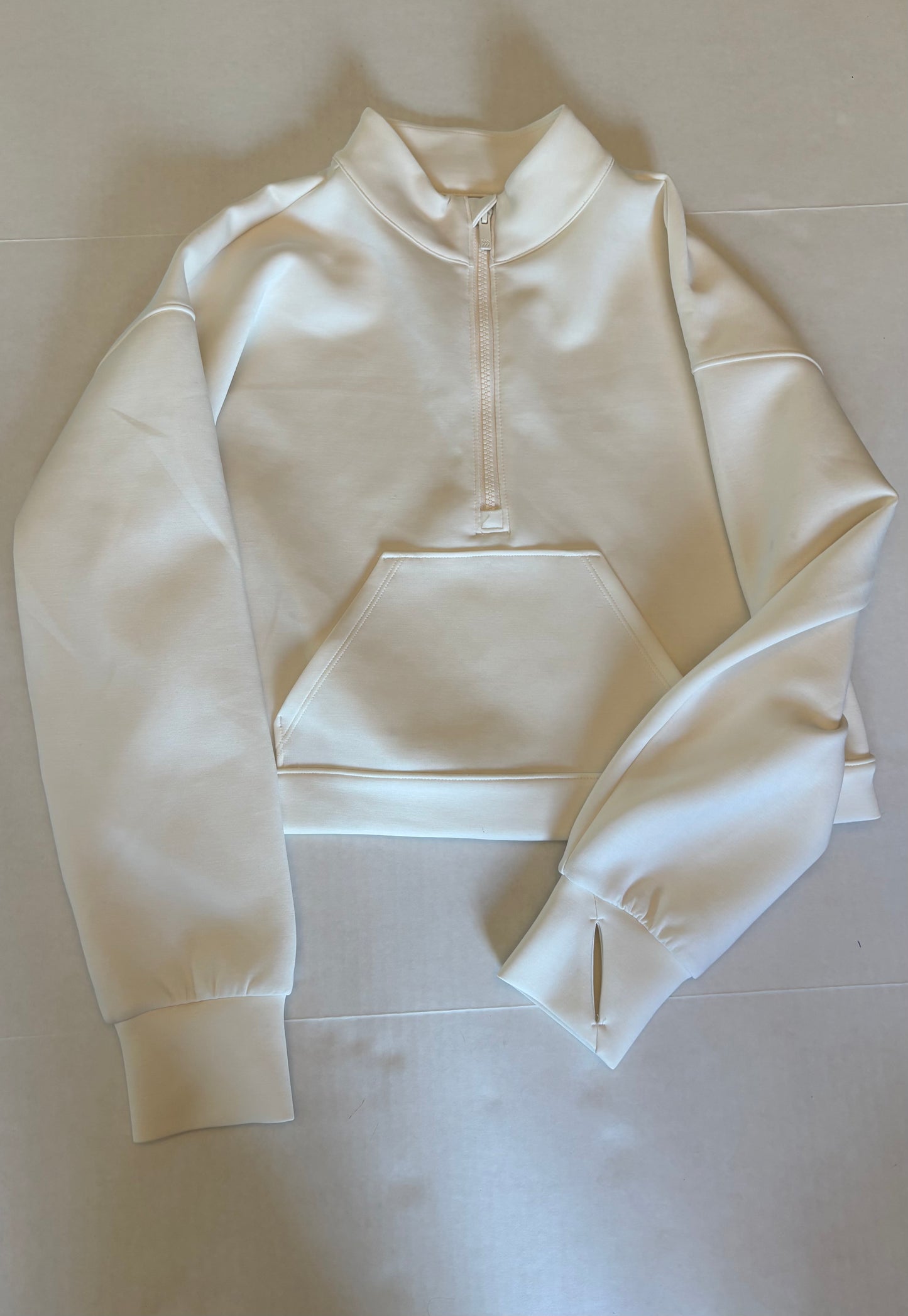 Seller 121 EUC Girls’ All in Motion Airy Sleek 1/2 zip pullover. Lightweight fabric. Size 14