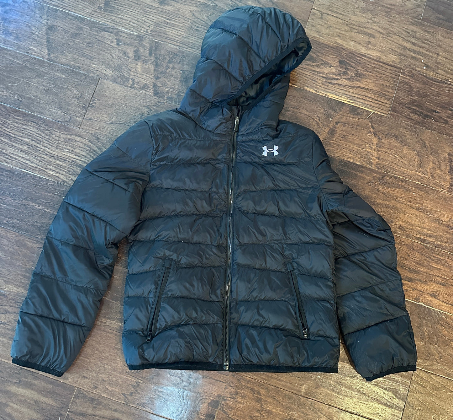 #218 Sz yLrg Under Armour coat *reduced*