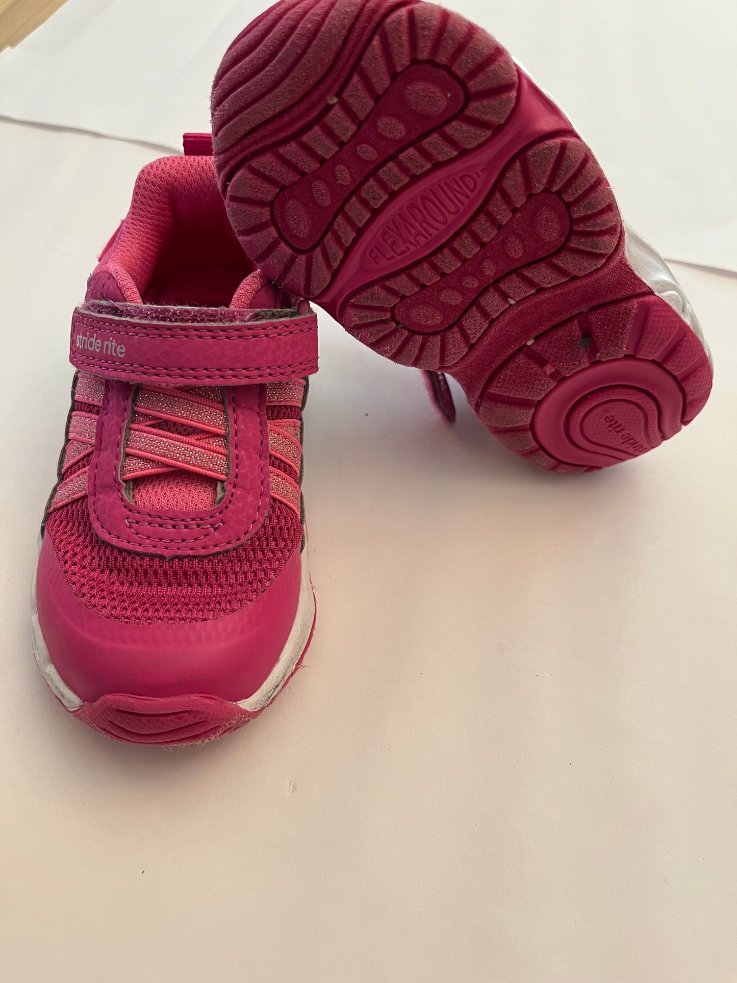 #36 Stride Rite Flexaround Pink shoes size 6