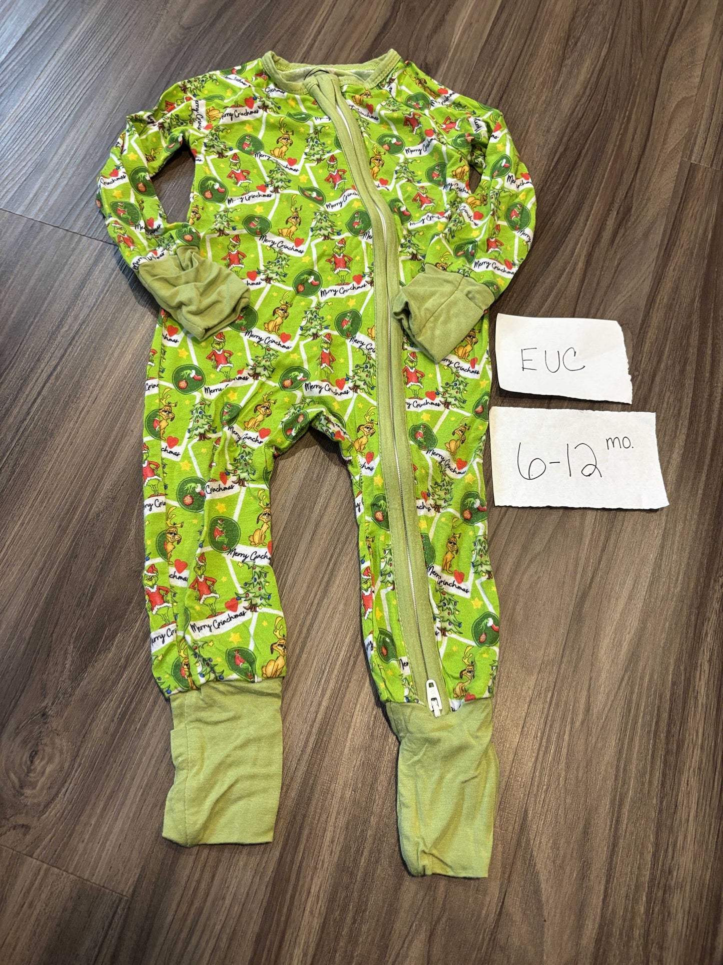 #138 - 6-12 Mo Oak + Ollie (Bamboo) Grinch Zippy EUC