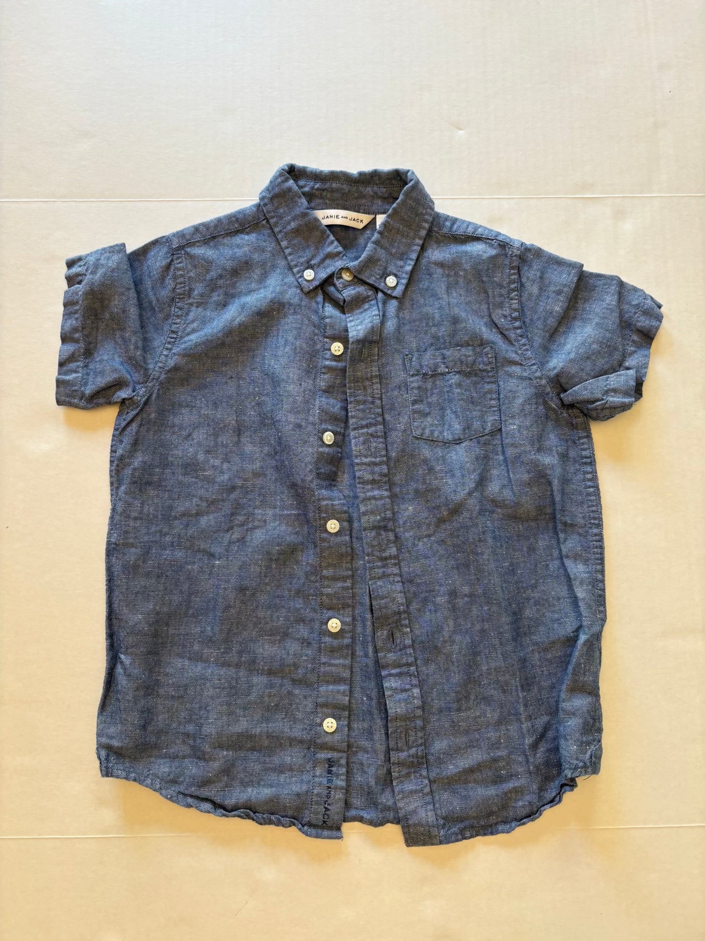 Reduced Seller 121 EUC Boys Janie and Jack short sleeve chambray button down size 7