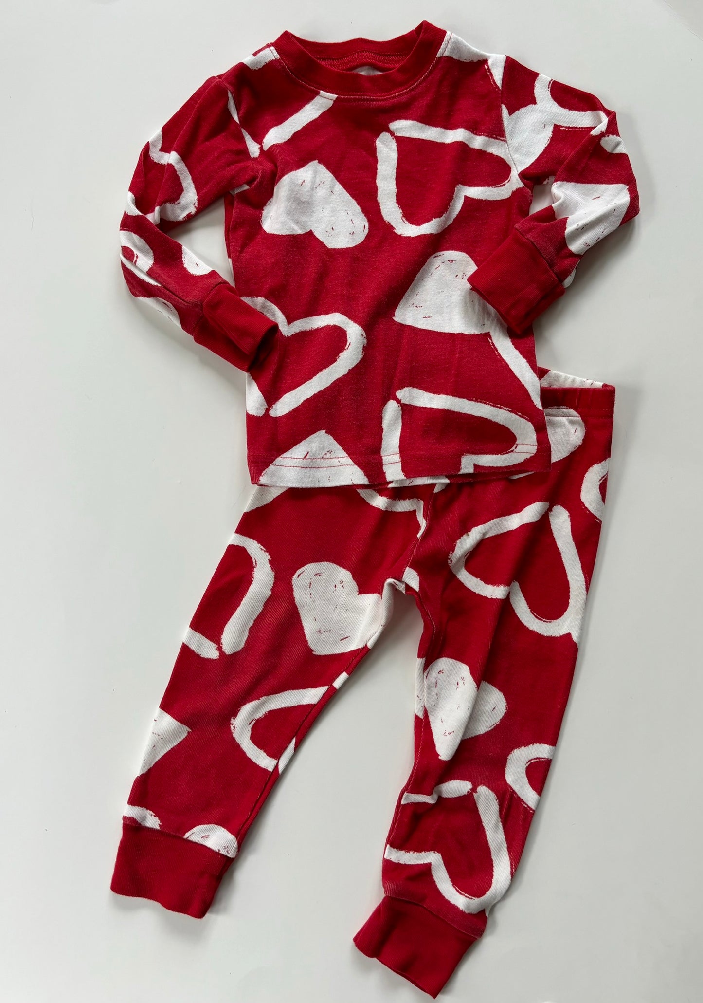#101 Carter's Hearts Snug Fit Pajama Set Gender Neutral Size 18 months