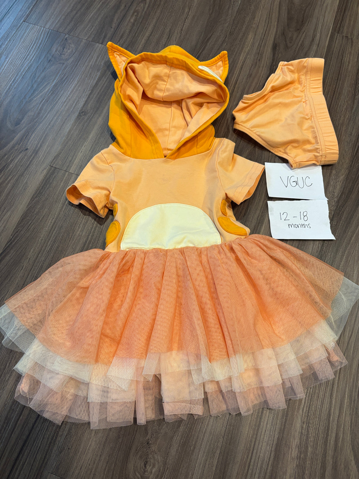 #138 - 12-18 Mo VGUC Taylor Joelle Bingo Dress w/Diaper Cover