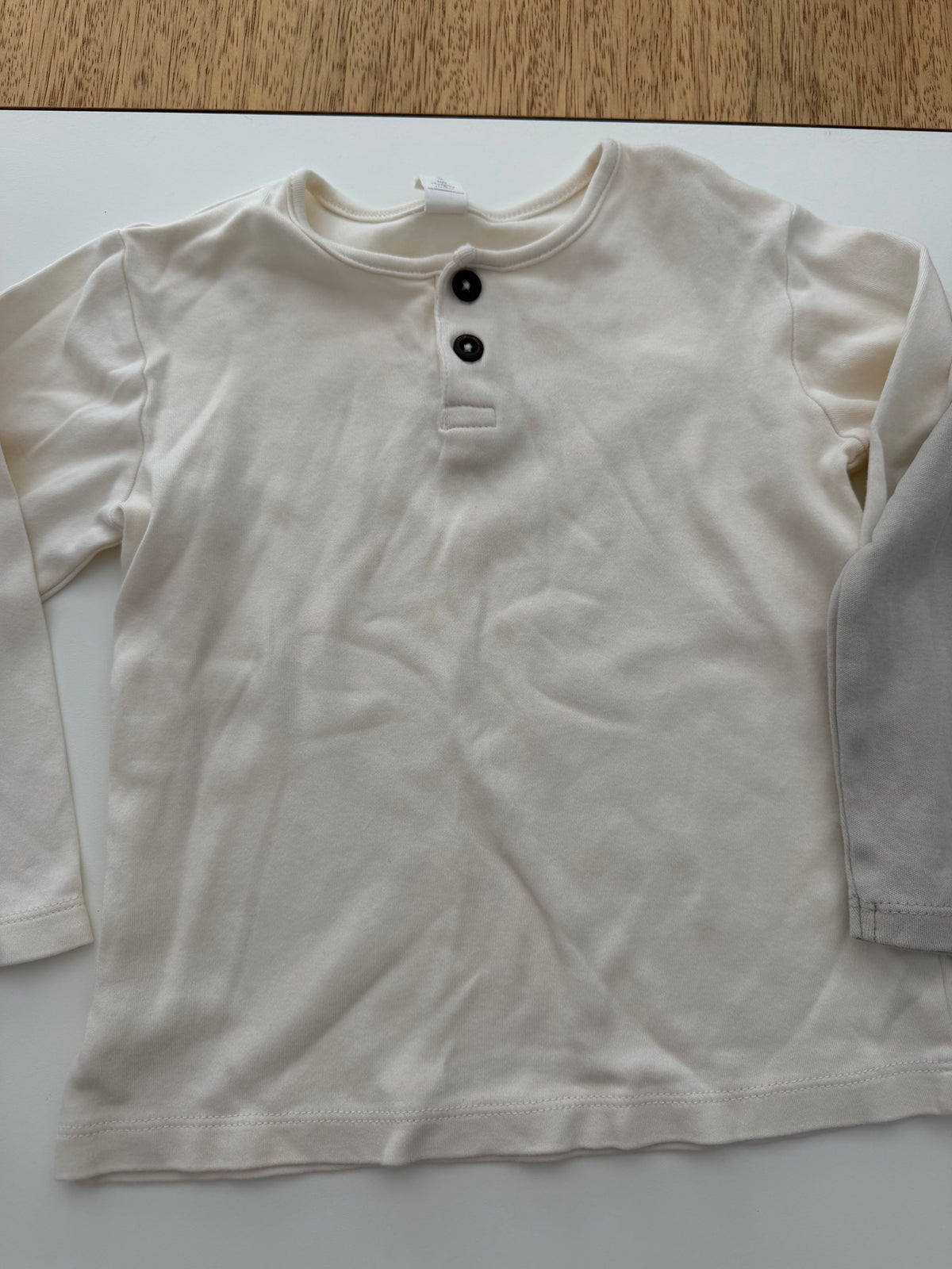 #117, Girls 4T, Colored Organics fall shirt bundle, cream, grey, & mauve. VGUC