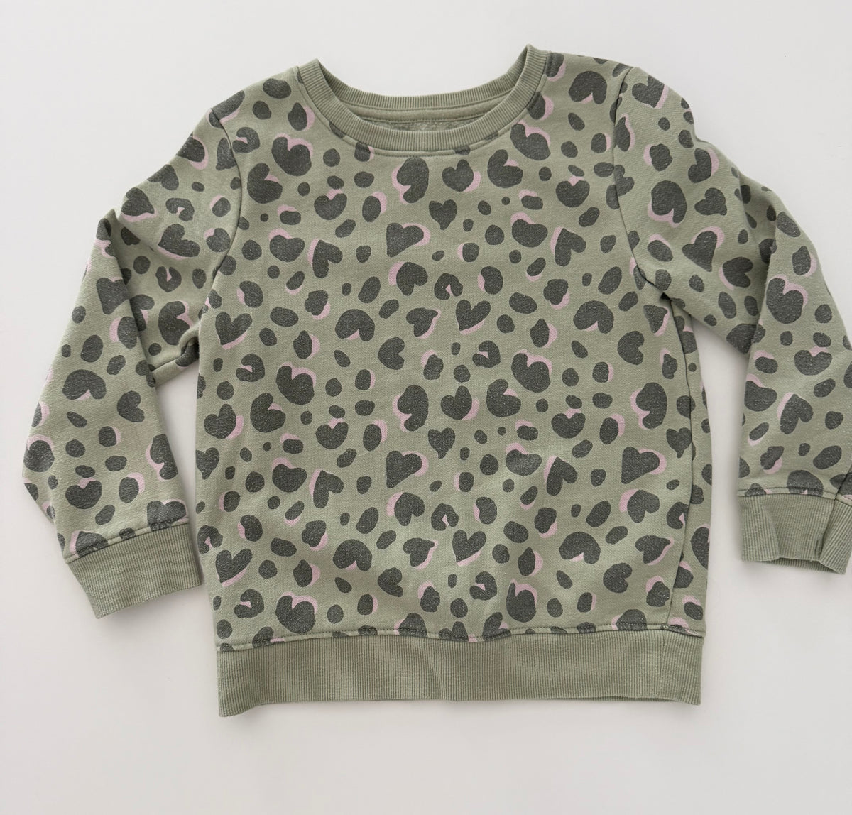 #117, Girls 5, cat & Jack green leopard print sweatshirtbundle, GUC