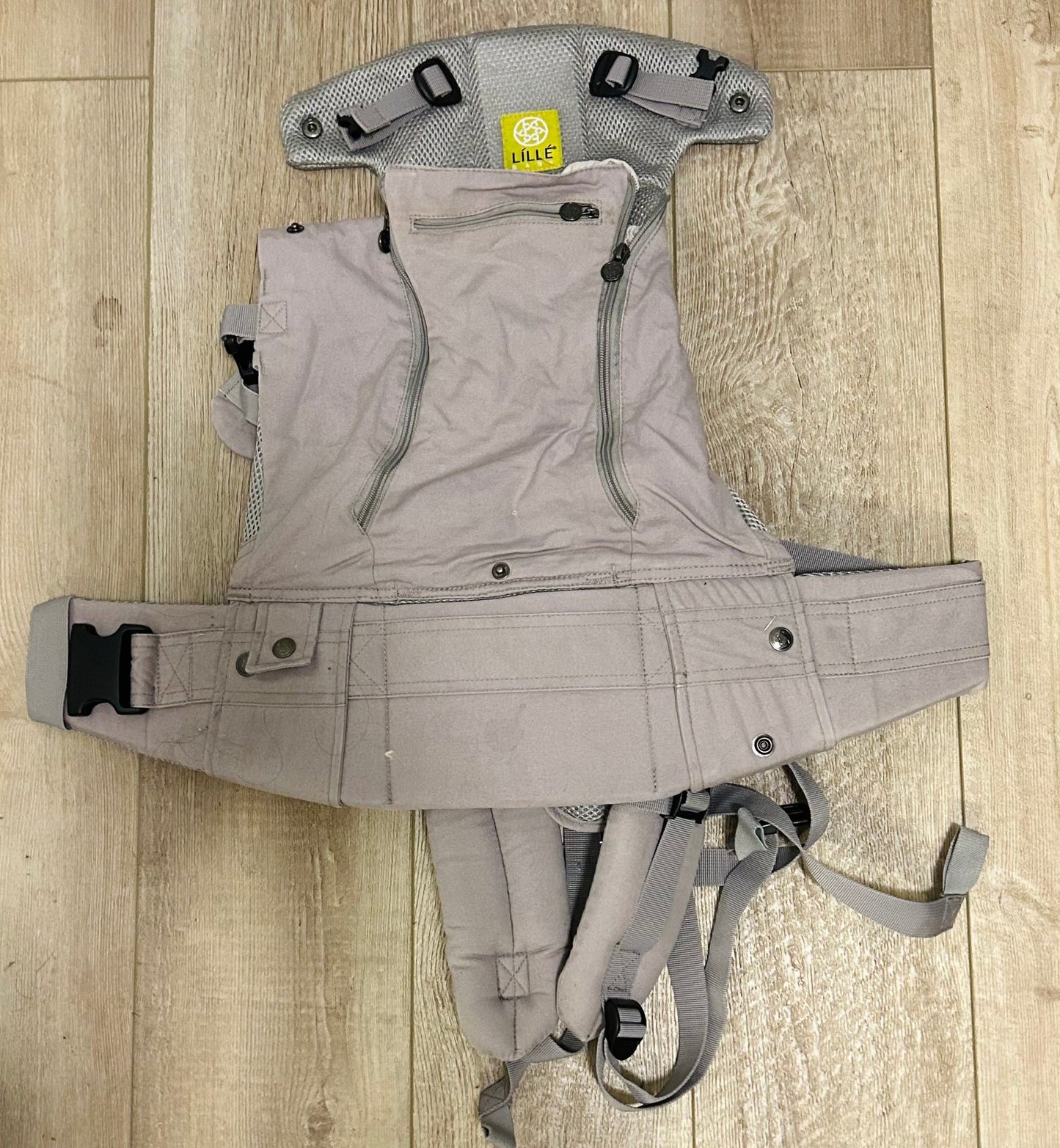 #15 Lillebaby All Seasons Baby Carrier